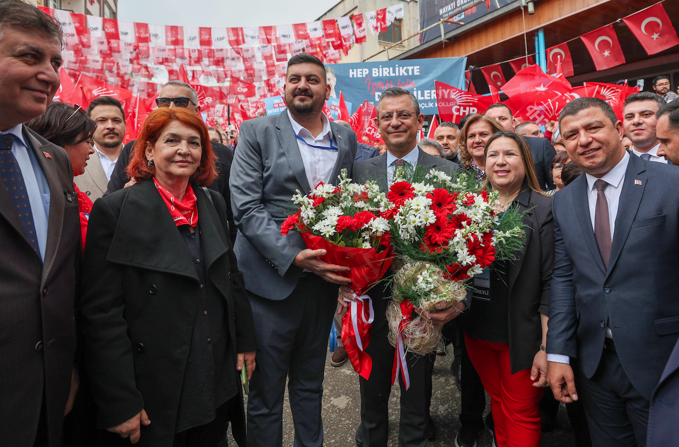 Özgür Özel, Tire'de halkla buluştu