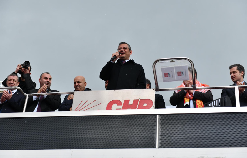 Özgür Özel, Bayındır'da halkla buluştu