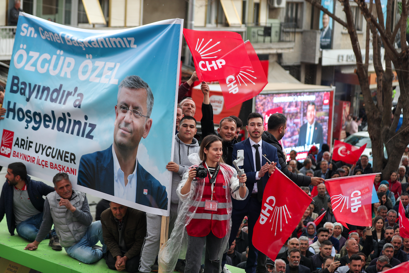 Özgür Özel, Bayındır'da halkla buluştu
