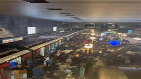 İzmir Metrosu'nda gerginlik!
