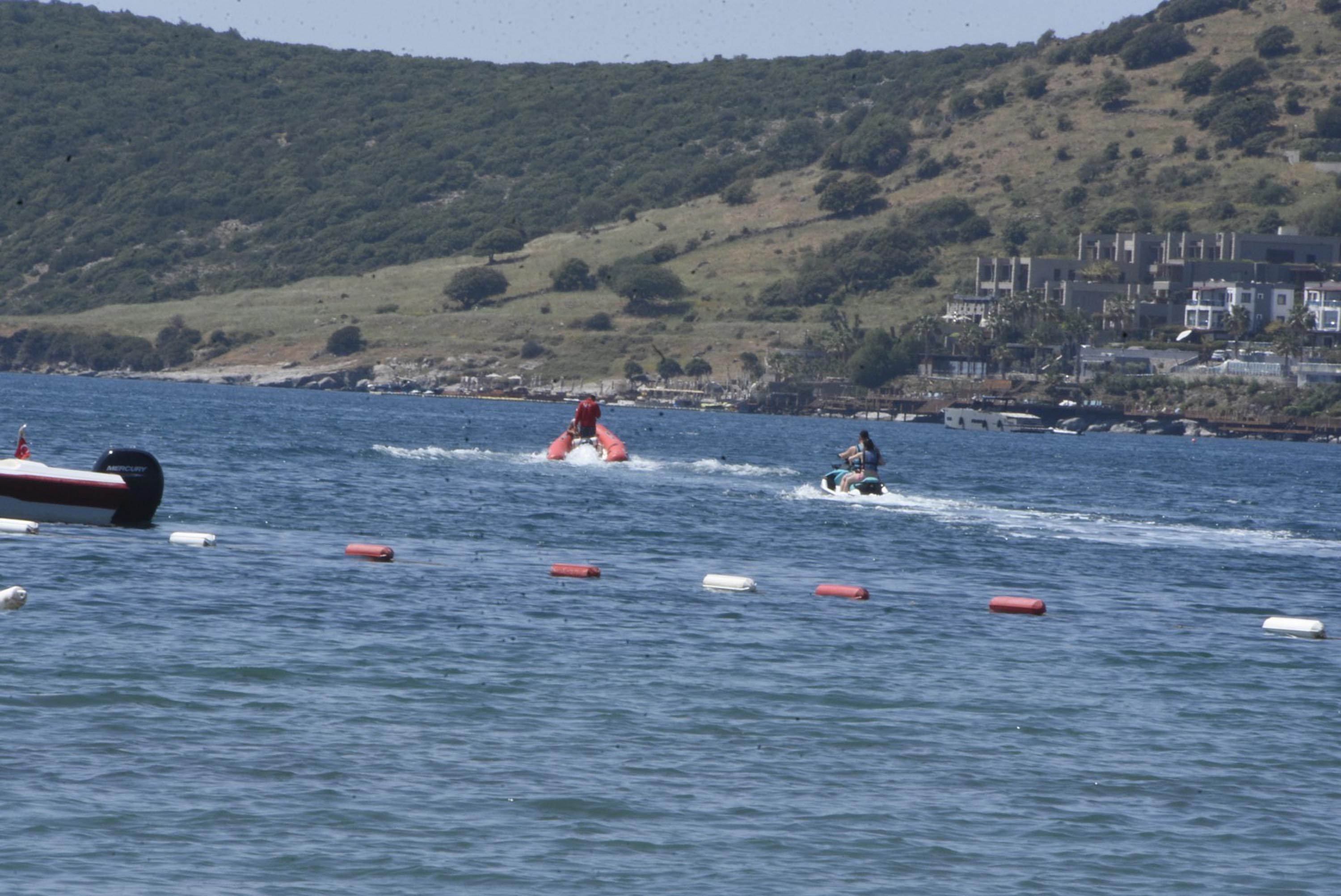 Bodrum'da plajlarda 'bayram' yoğunluğu