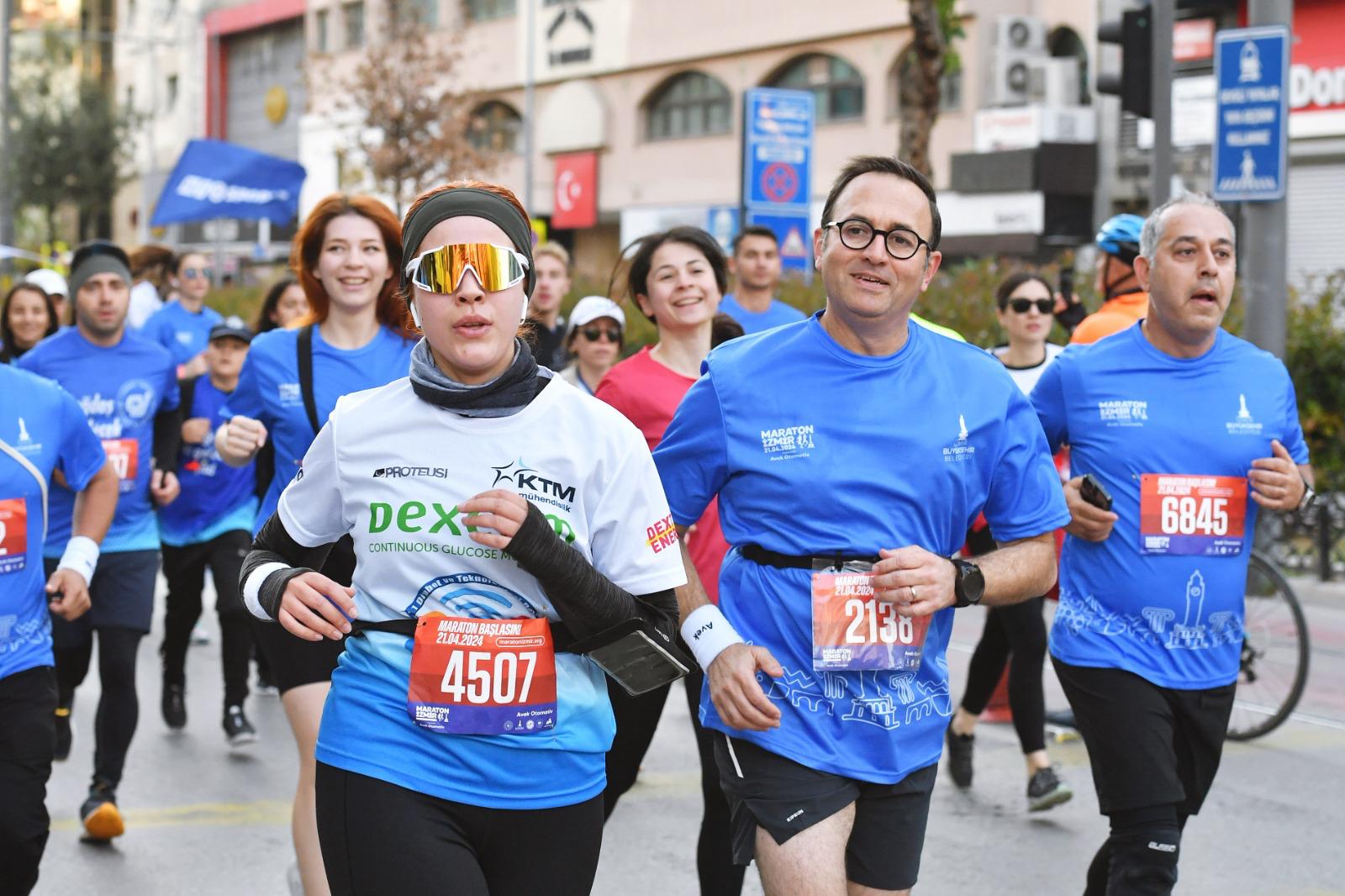 Türkiye’nin en hızlı maratonu Maraton İzmir koşuldu