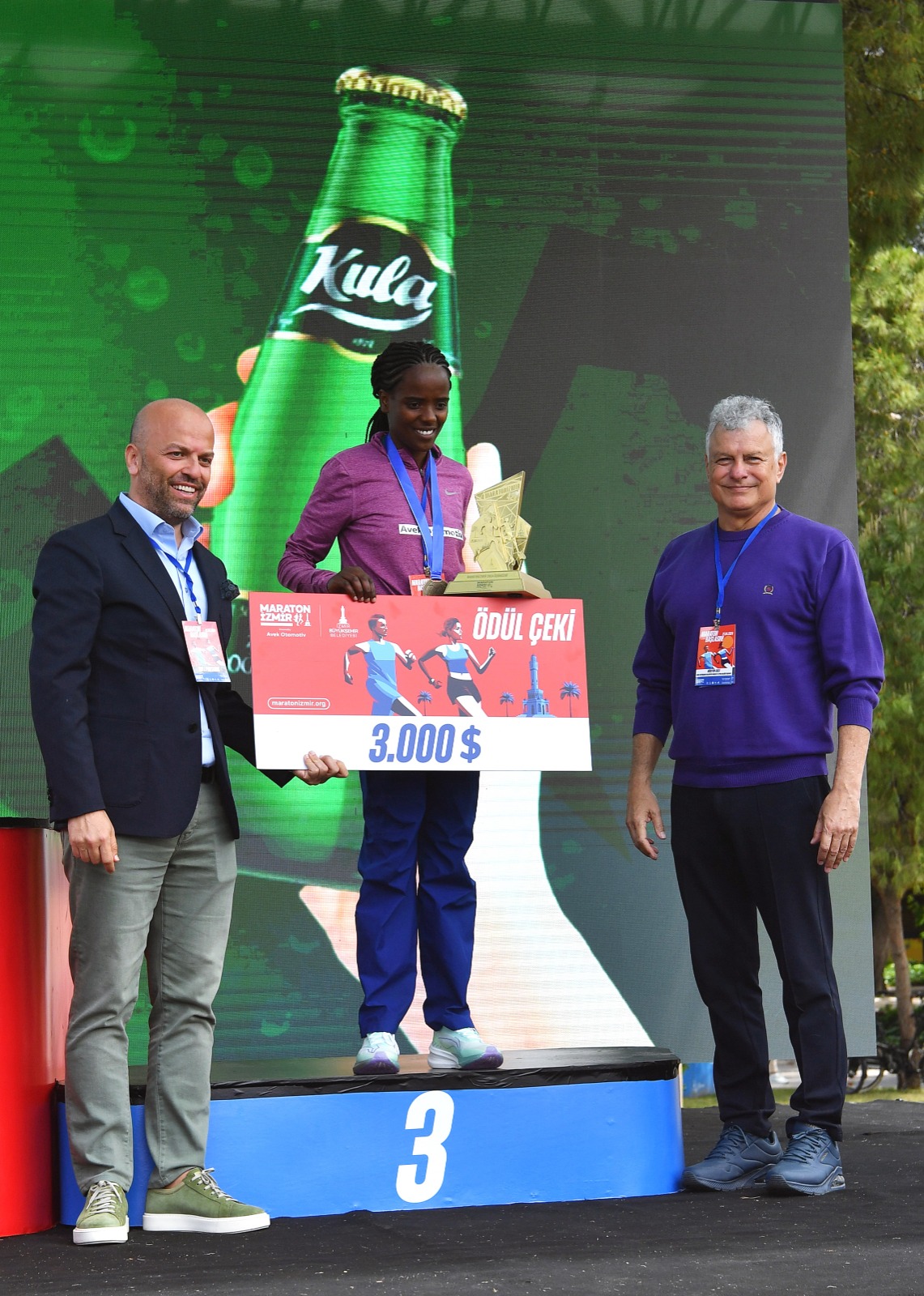 Türkiye’nin en hızlı maratonu Maraton İzmir koşuldu