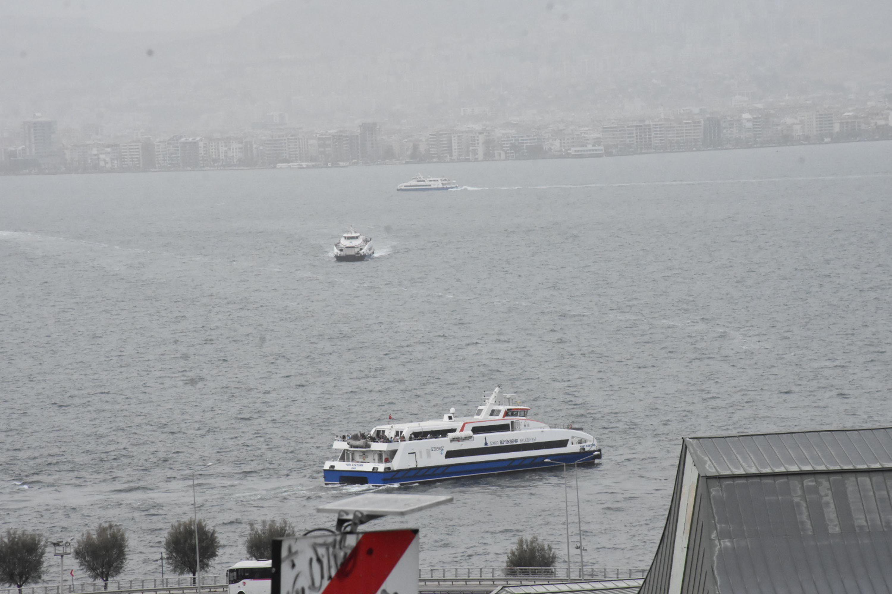 İzmir yoğun çöl tozunun etkisi altına girdi!