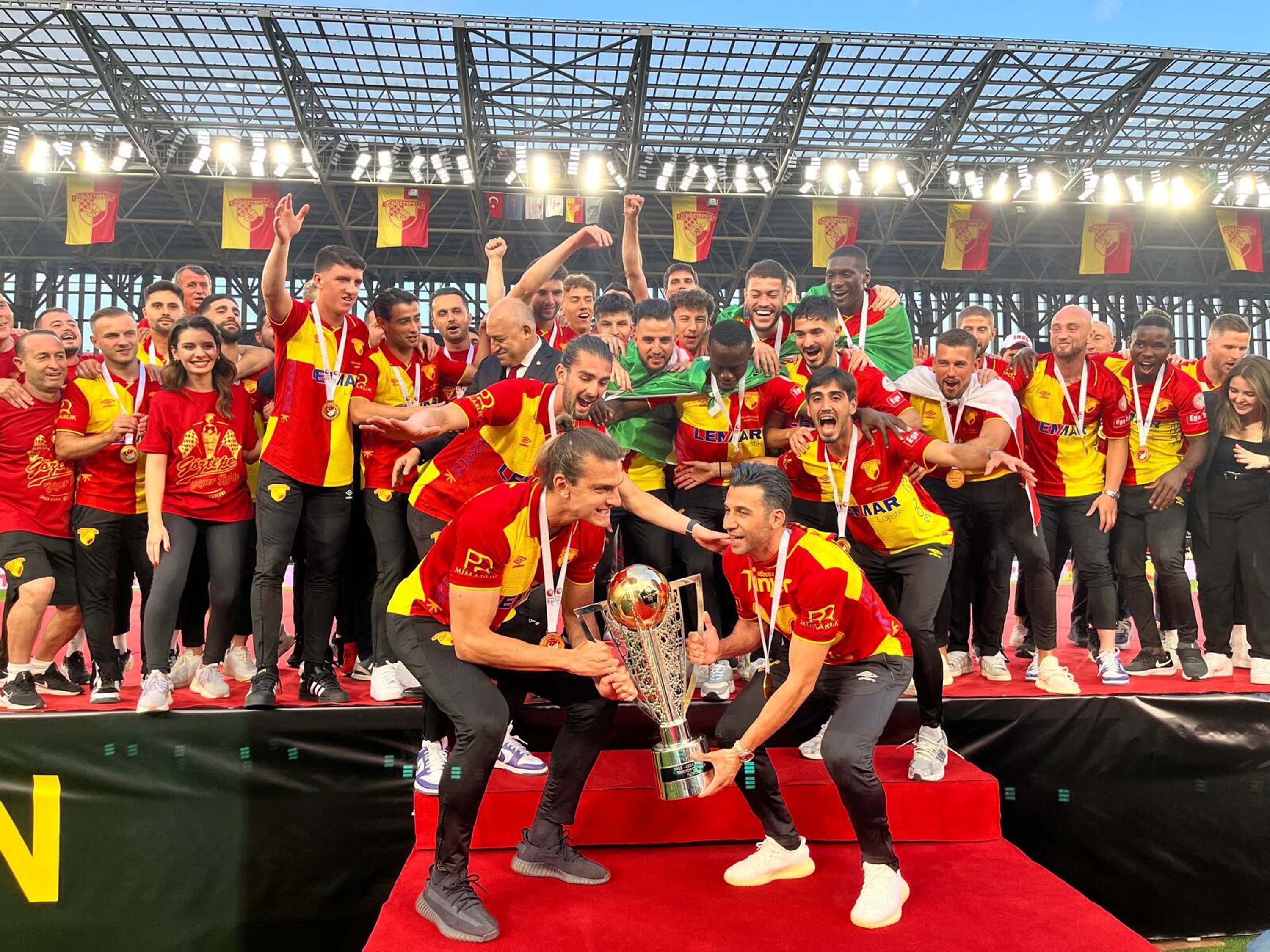 Göztepe kupasına kavuştu 