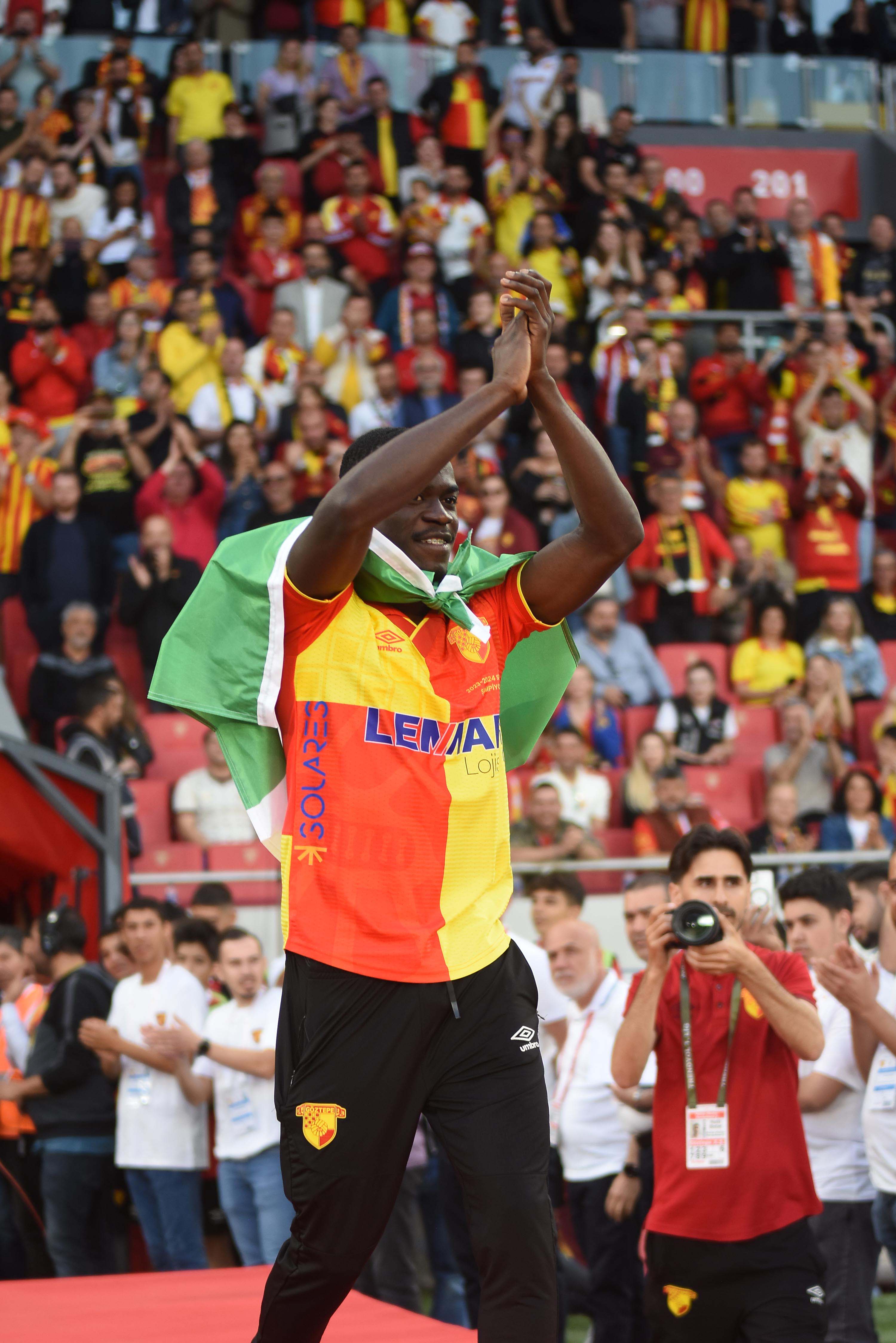 Göztepe kupasına kavuştu 