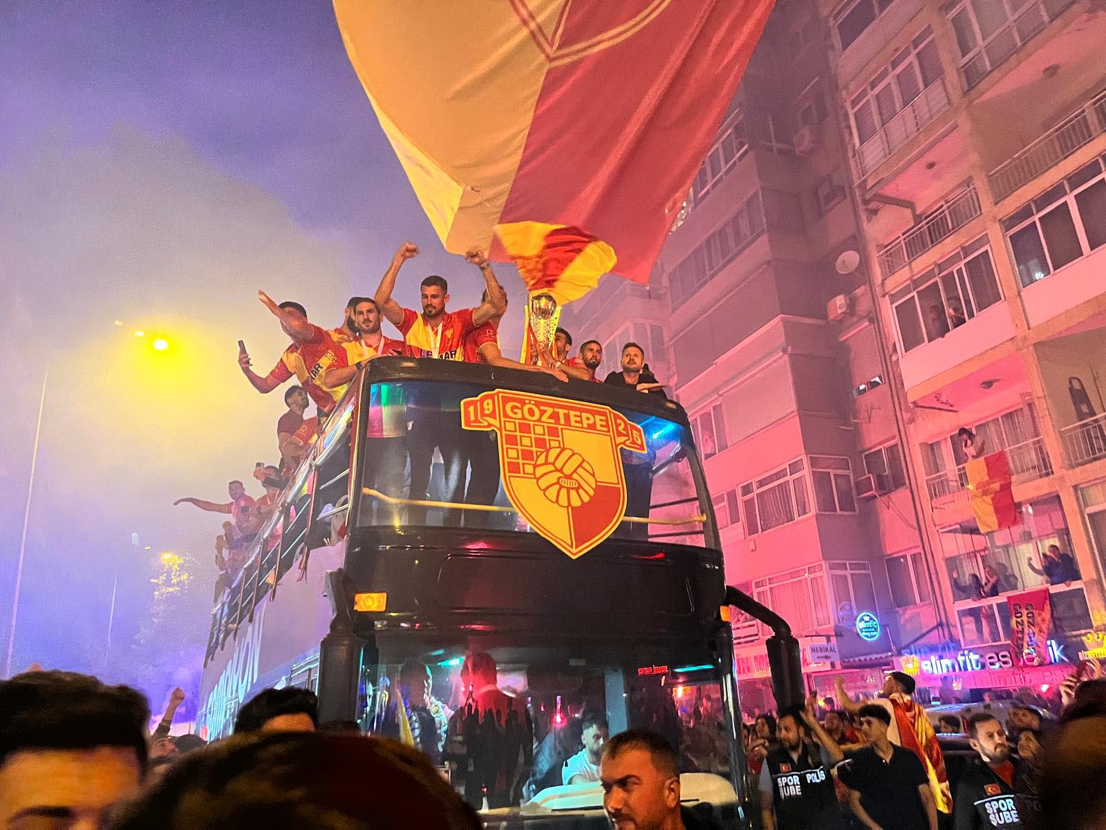 Göztepe kupasına kavuştu 