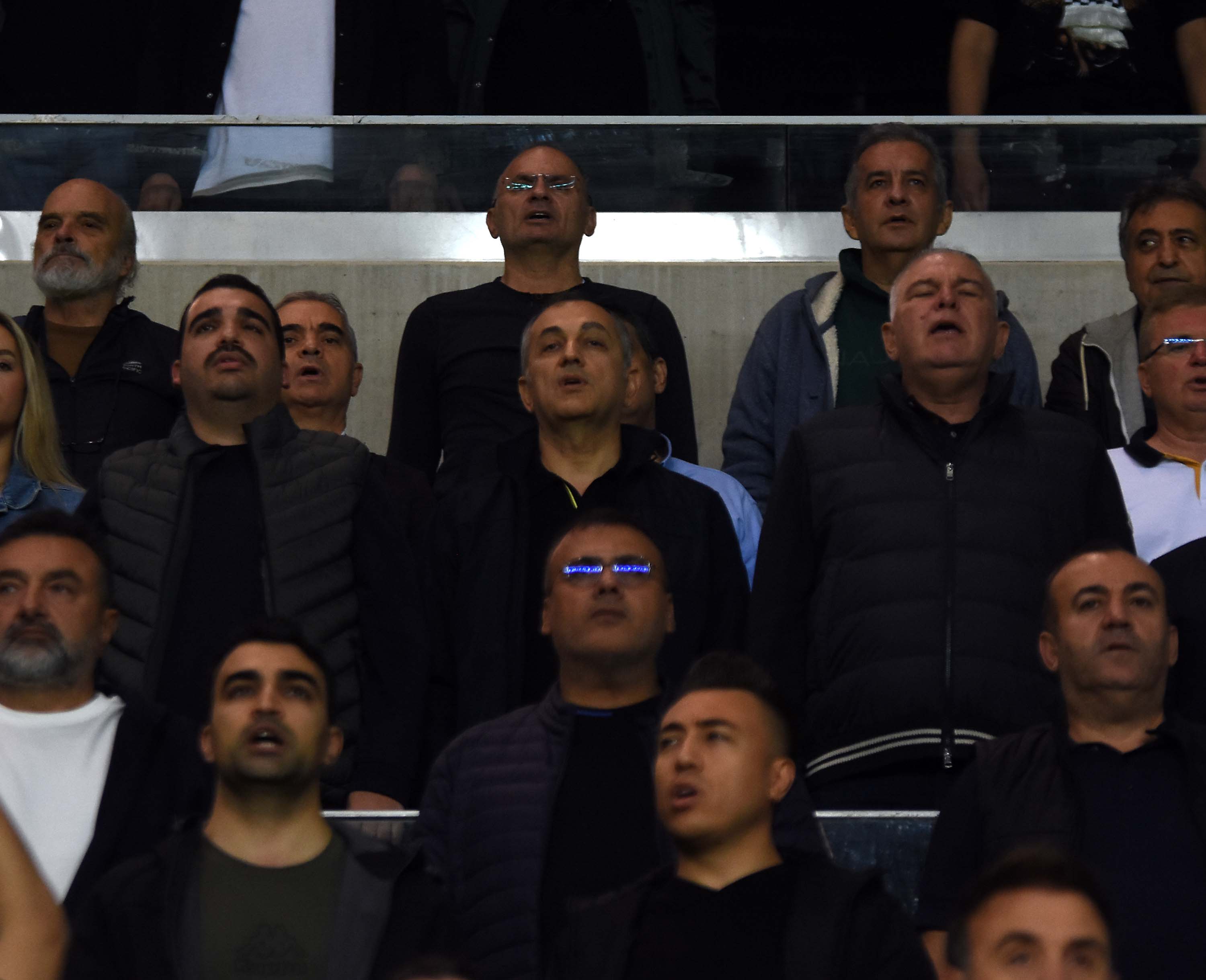 Altay-Karşıyaka mücadelesinden kareler...