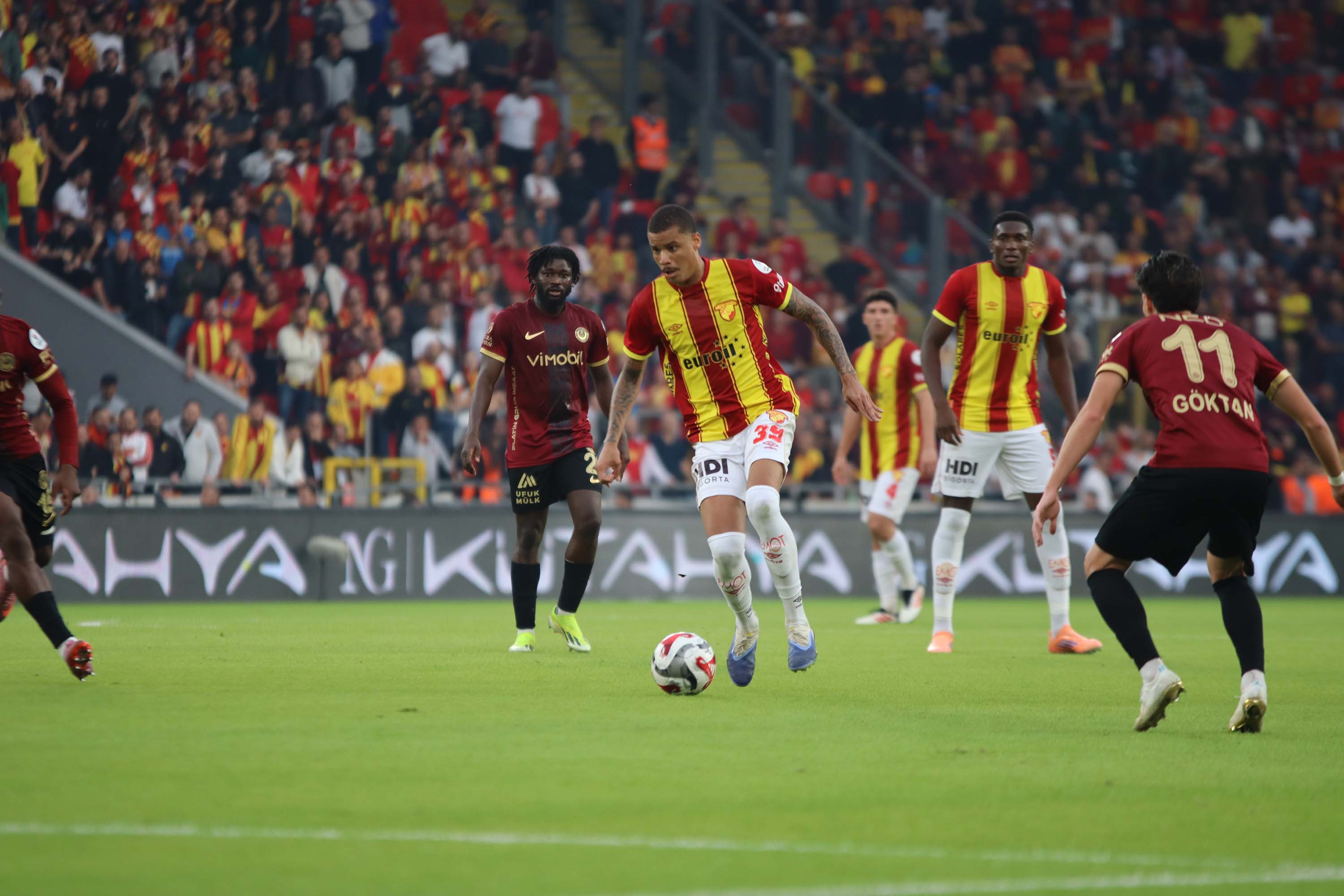 Göztepe - Gençlerbirliği maçından kareler...