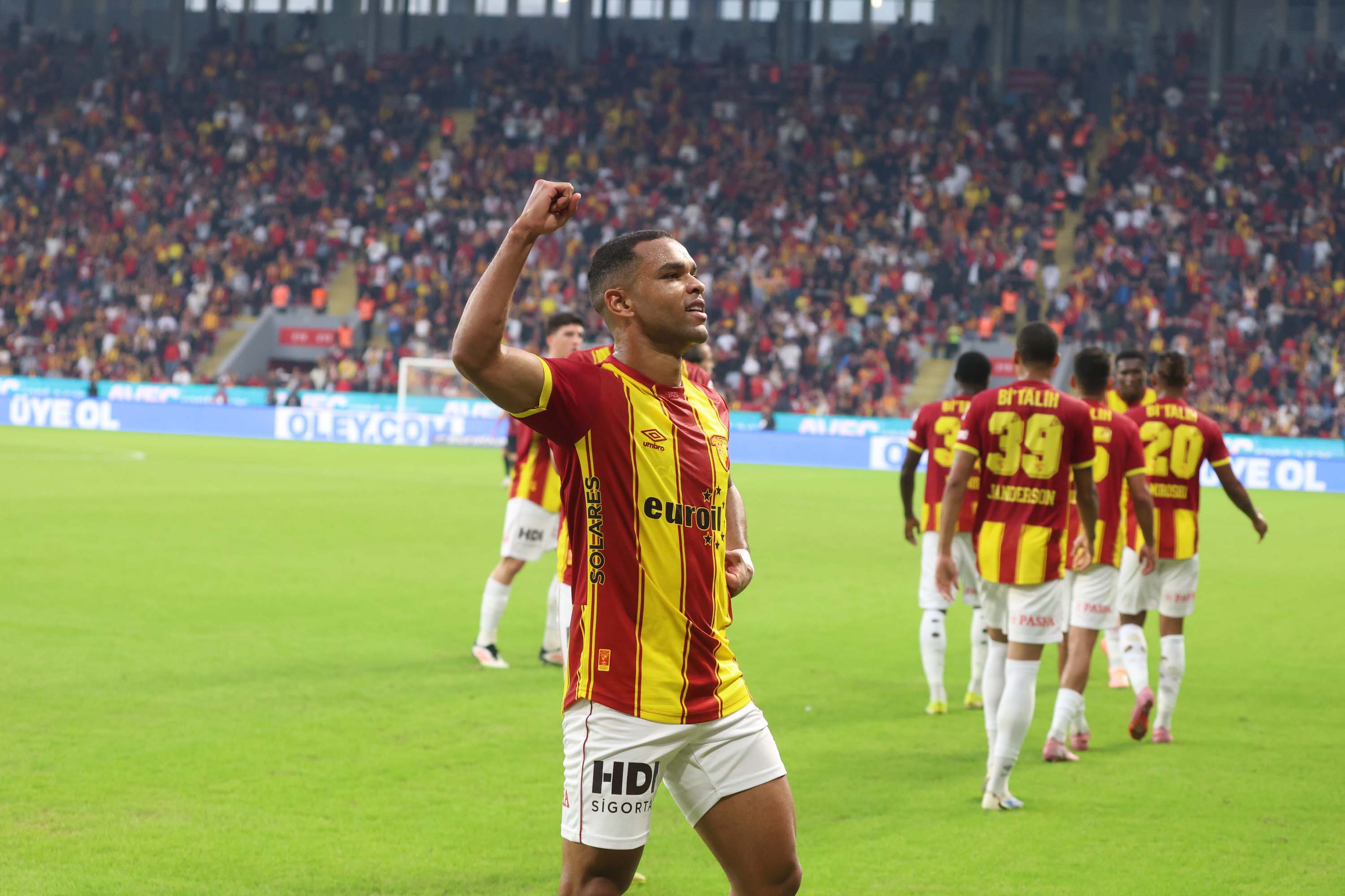 Göztepe - Gençlerbirliği maçından kareler...