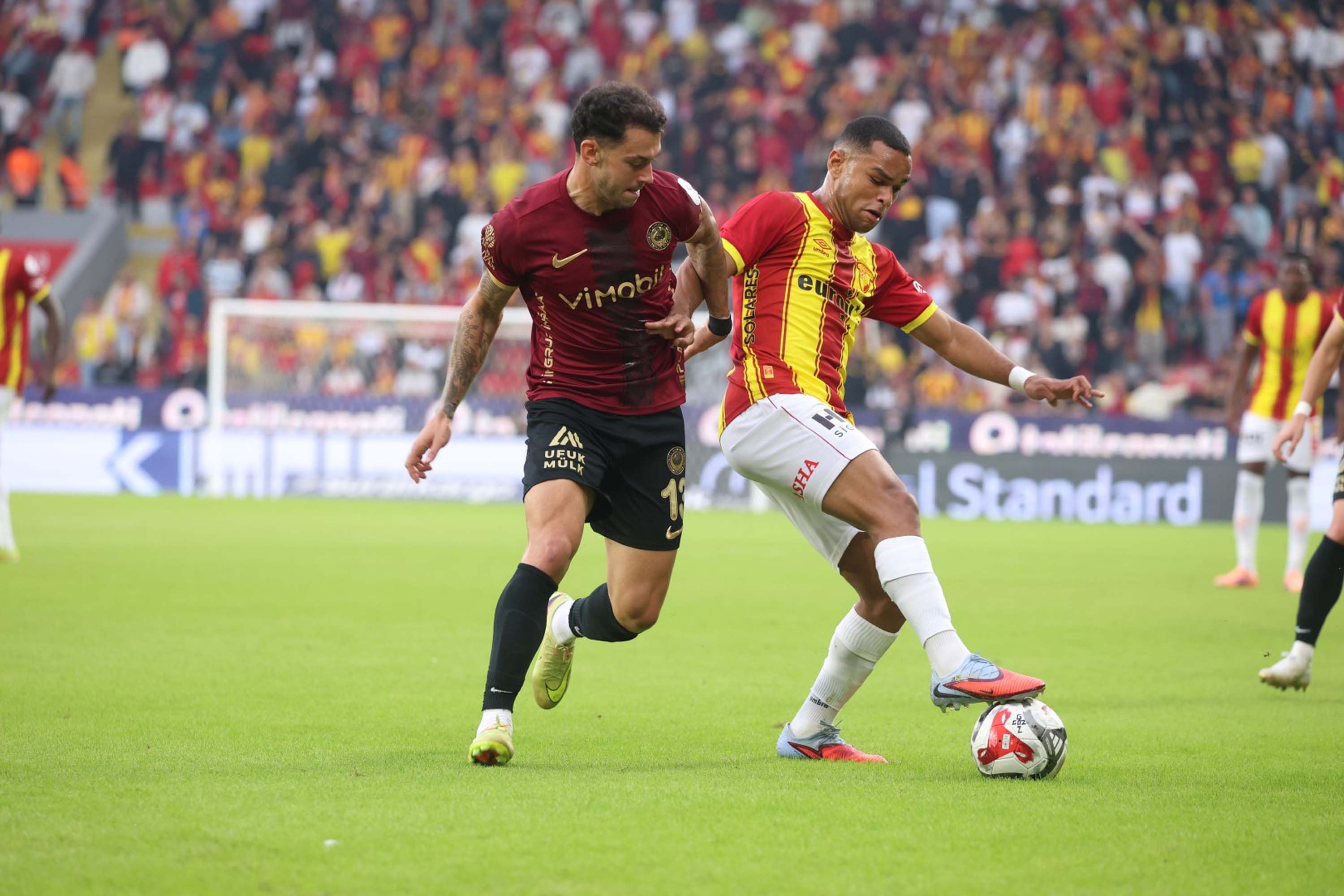 Göztepe - Gençlerbirliği maçından kareler...