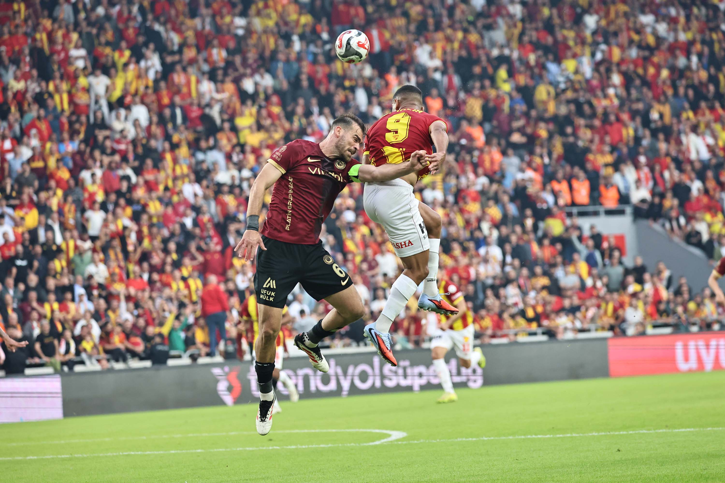 Göztepe - Gençlerbirliği maçından kareler...