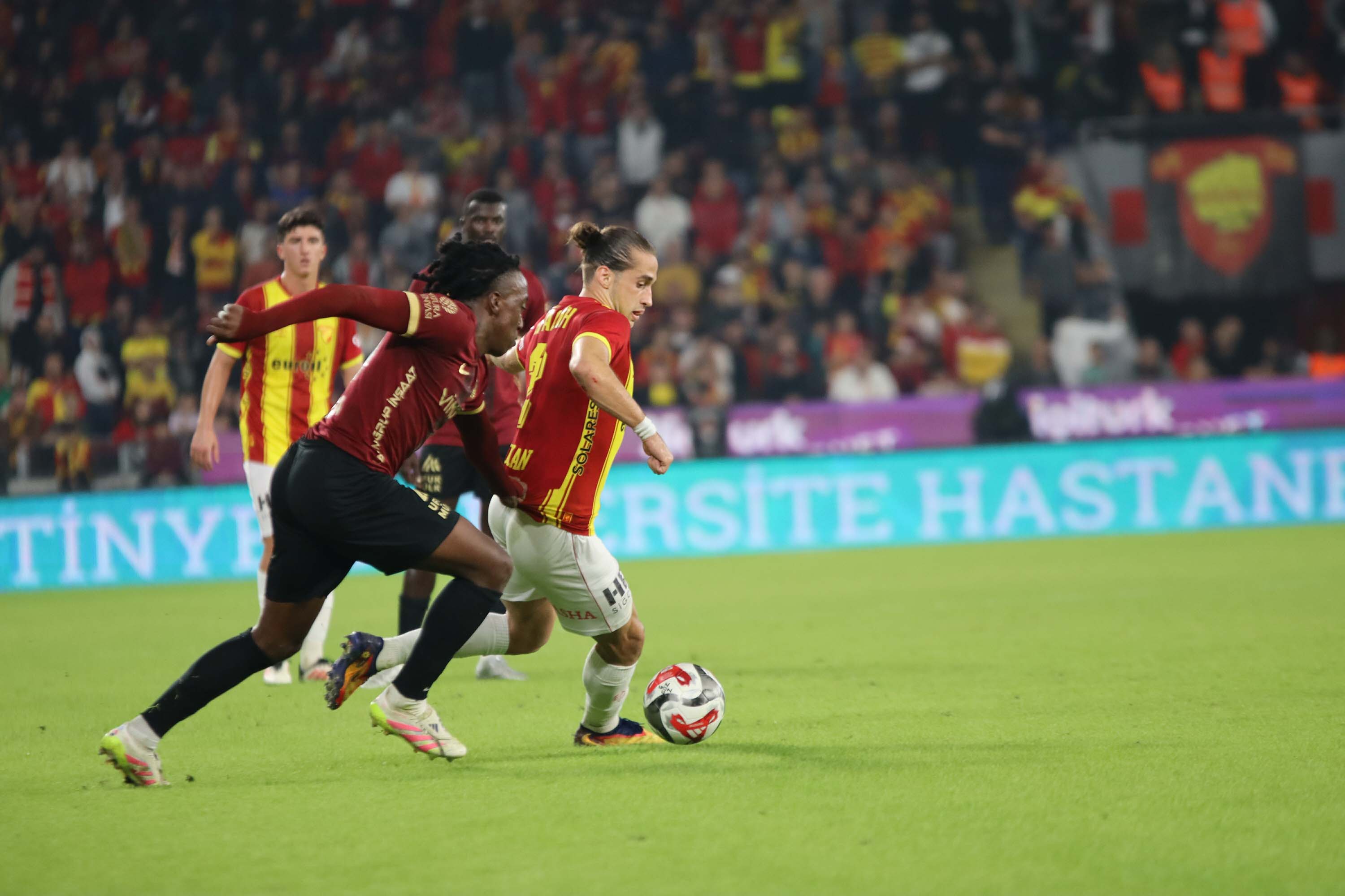 Göztepe - Gençlerbirliği maçından kareler...