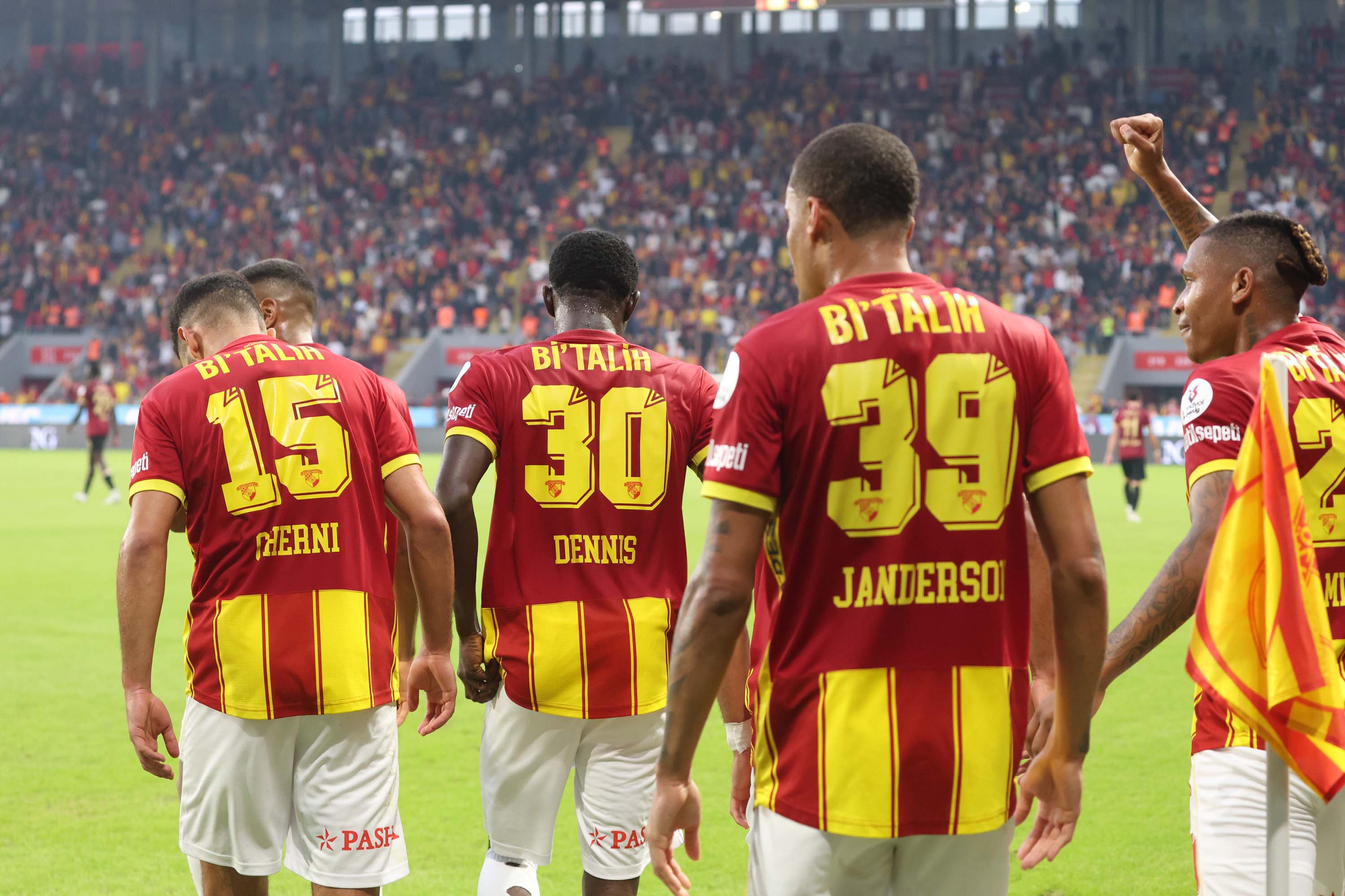 Göztepe - Gençlerbirliği maçından kareler...