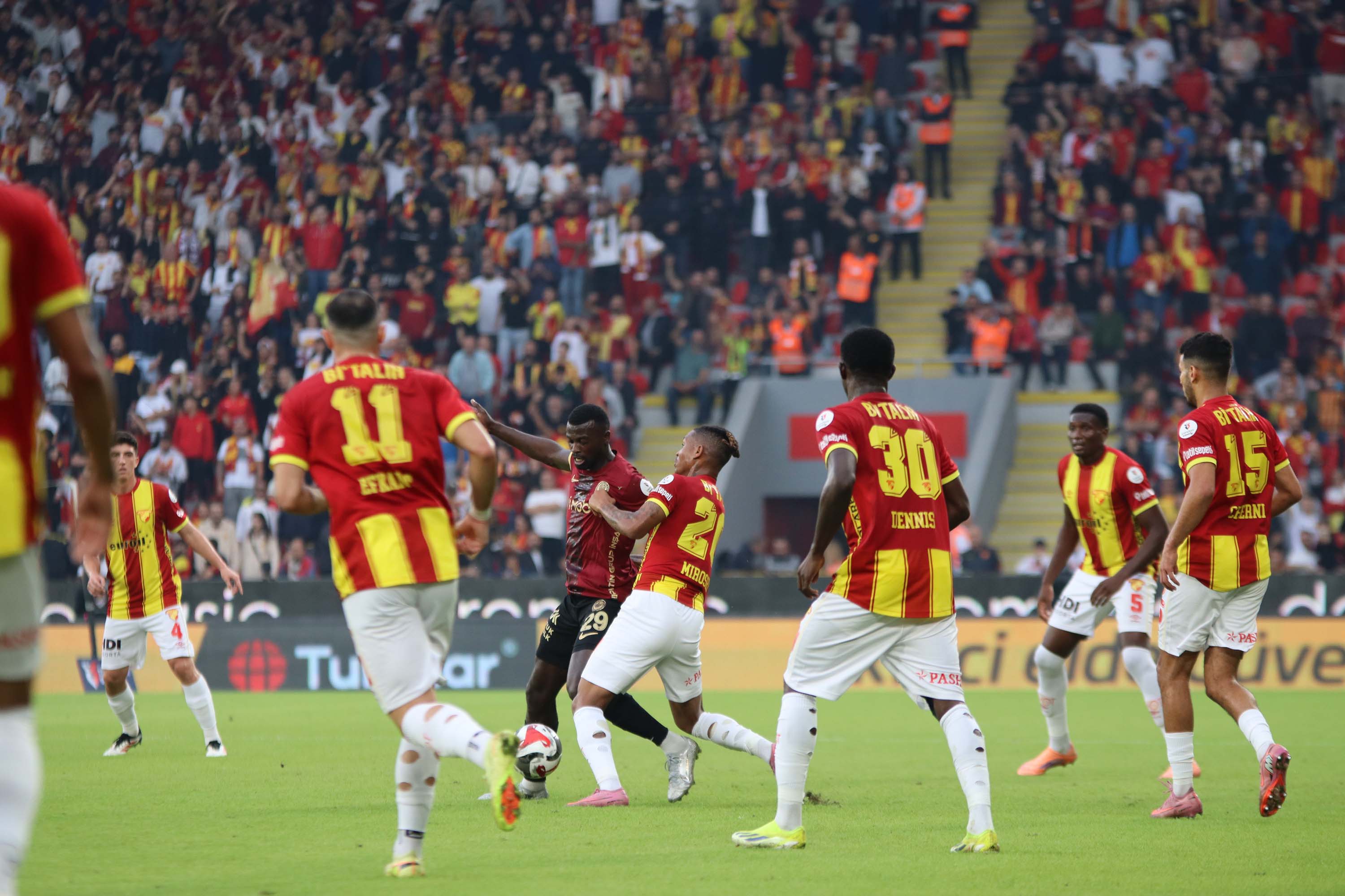 Göztepe - Gençlerbirliği maçından kareler...