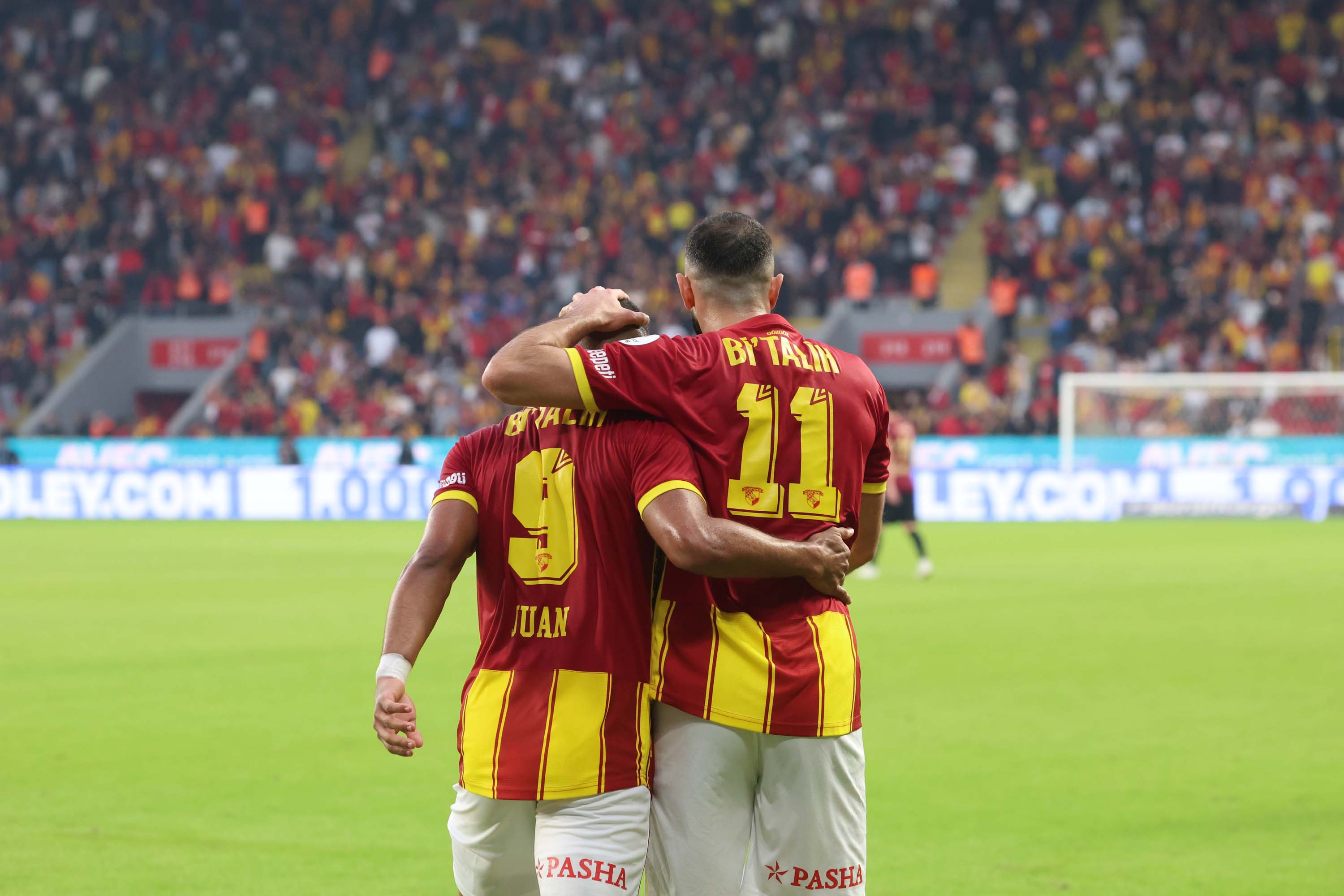 Göztepe - Gençlerbirliği maçından kareler...