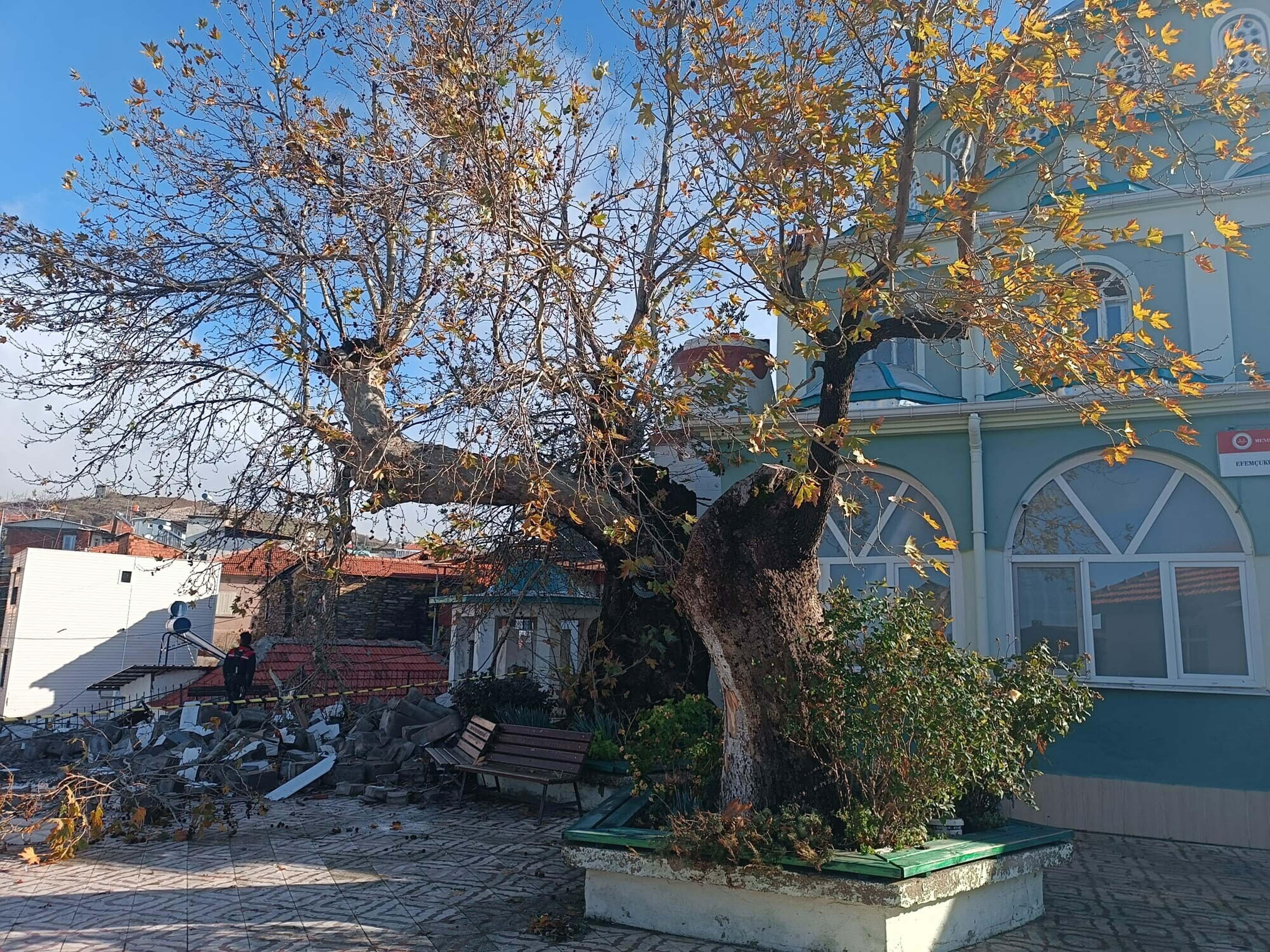 İzmir'de sağanak etkili oldu