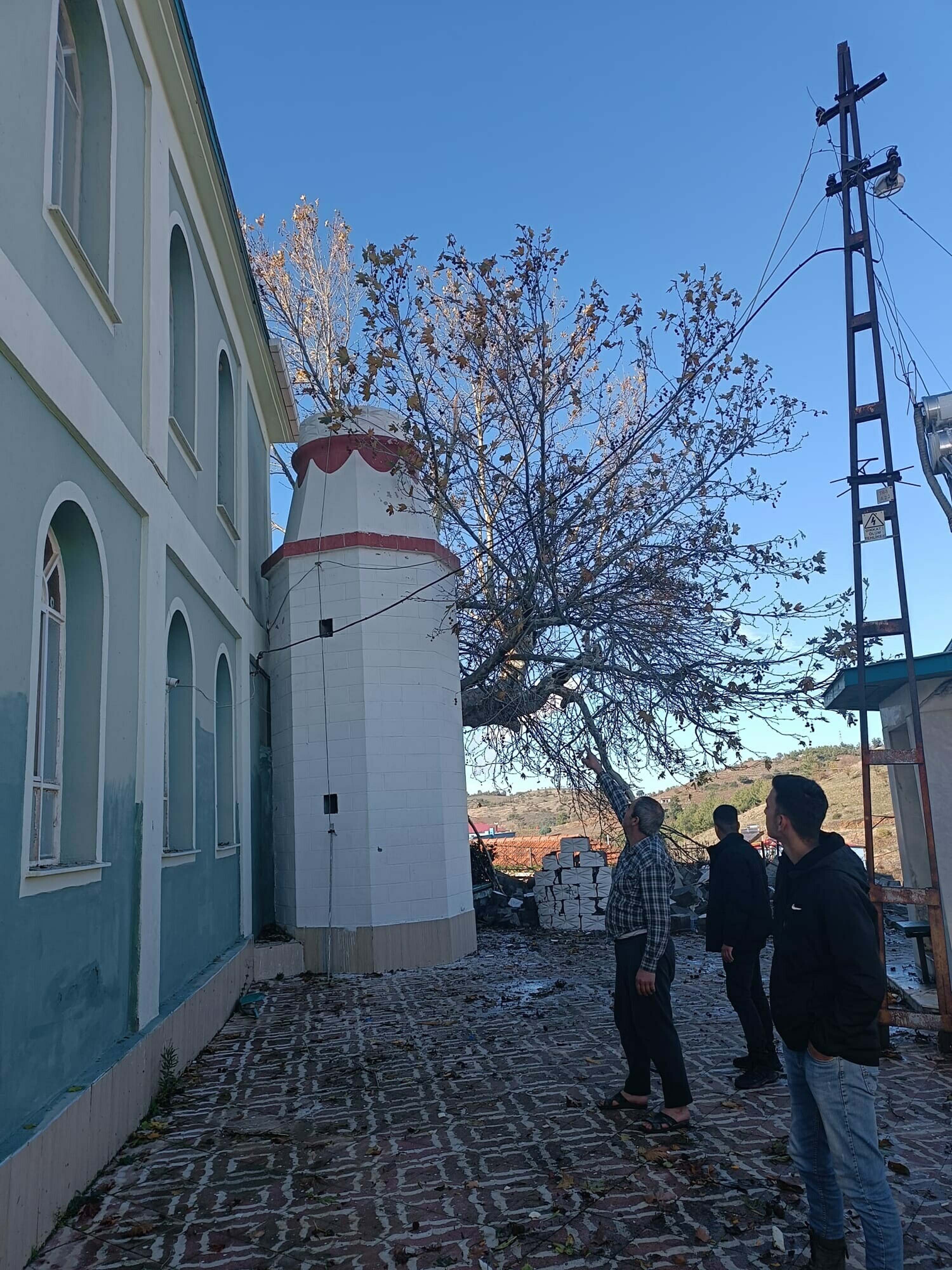 İzmir'de sağanak etkili oldu