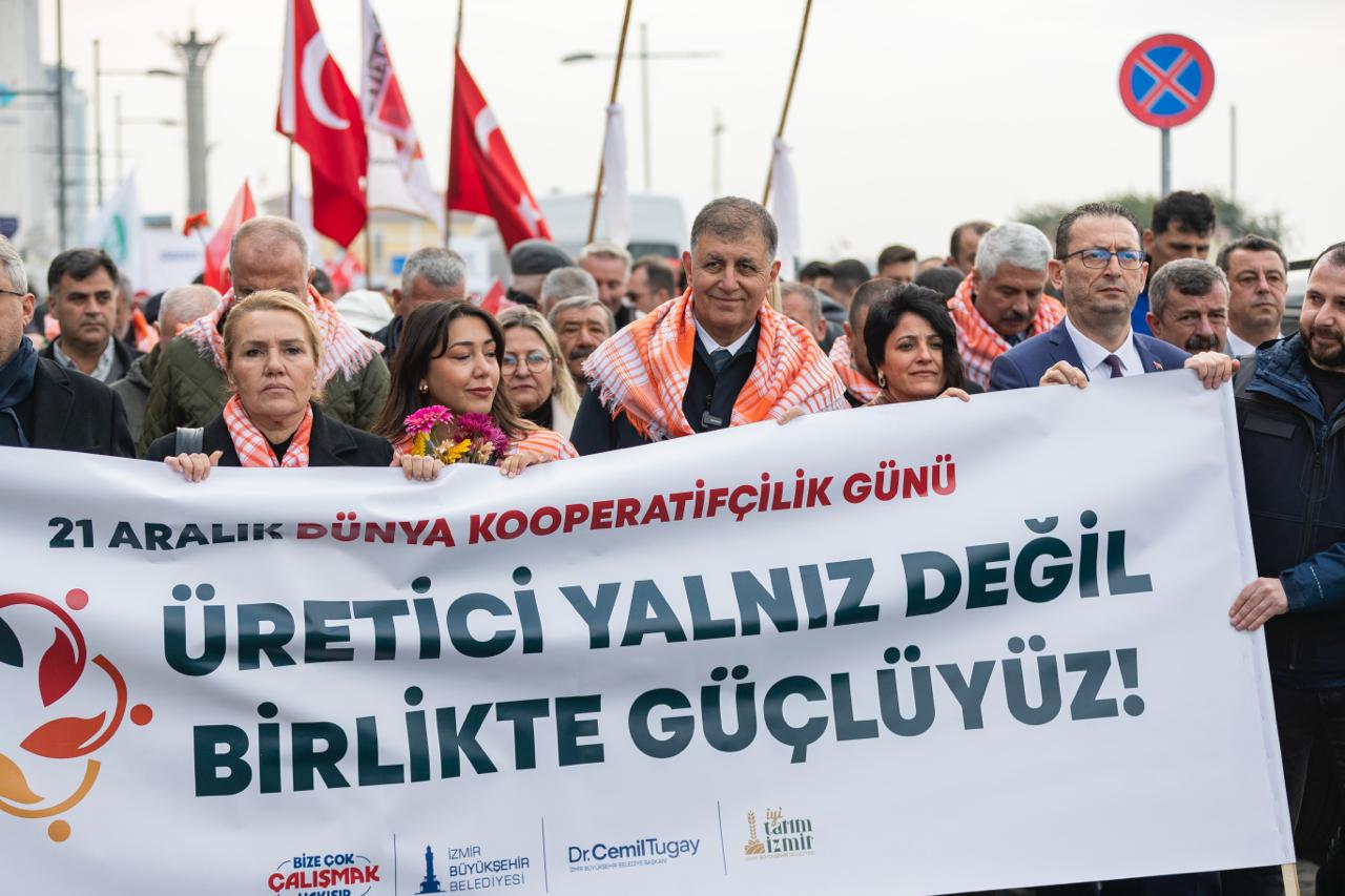 İzmir'de 21 Aralık Dünya Kooperatifçilik Günü etkinliklerle kutlandı