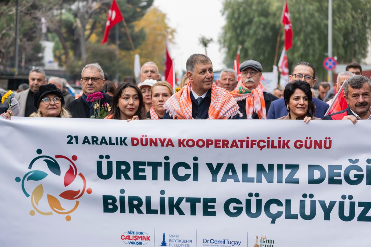 İzmir'de 21 Aralık Dünya Kooperatifçilik Günü etkinliklerle kutlandı