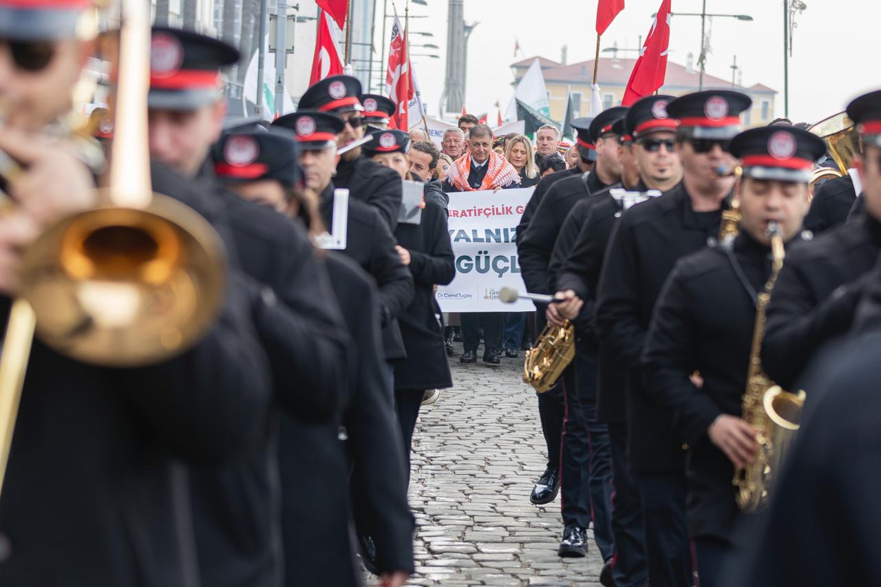 İzmir'de 21 Aralık Dünya Kooperatifçilik Günü etkinliklerle kutlandı