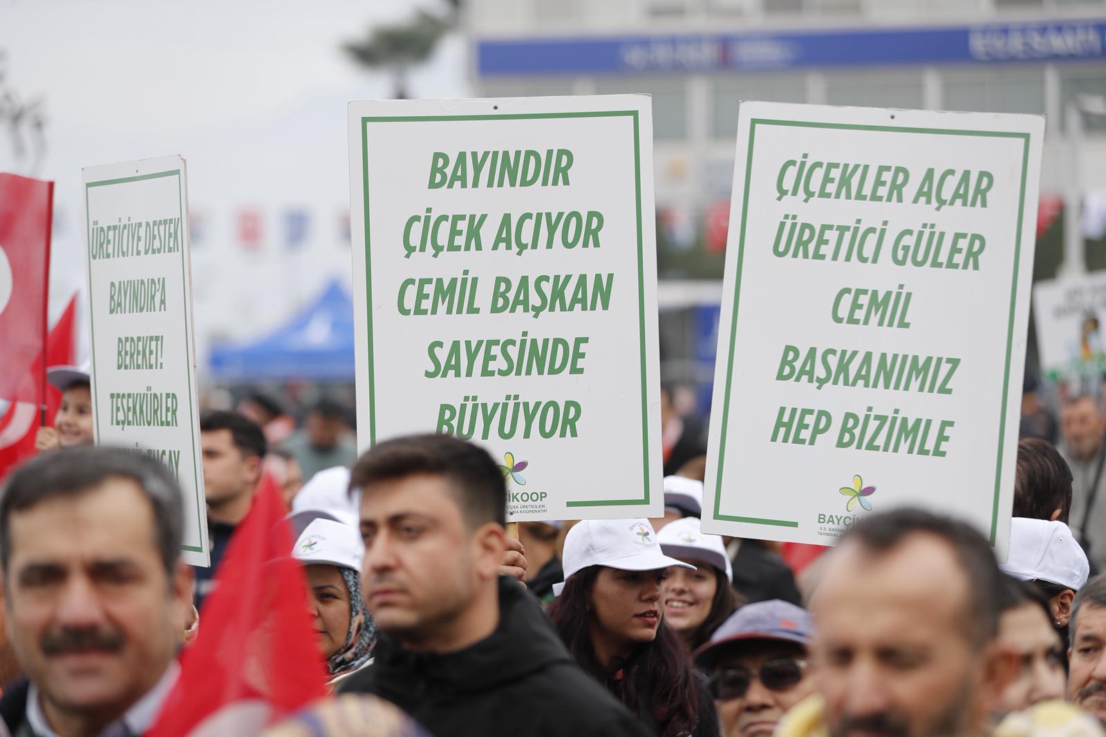 İzmir'de 21 Aralık Dünya Kooperatifçilik Günü etkinliklerle kutlandı