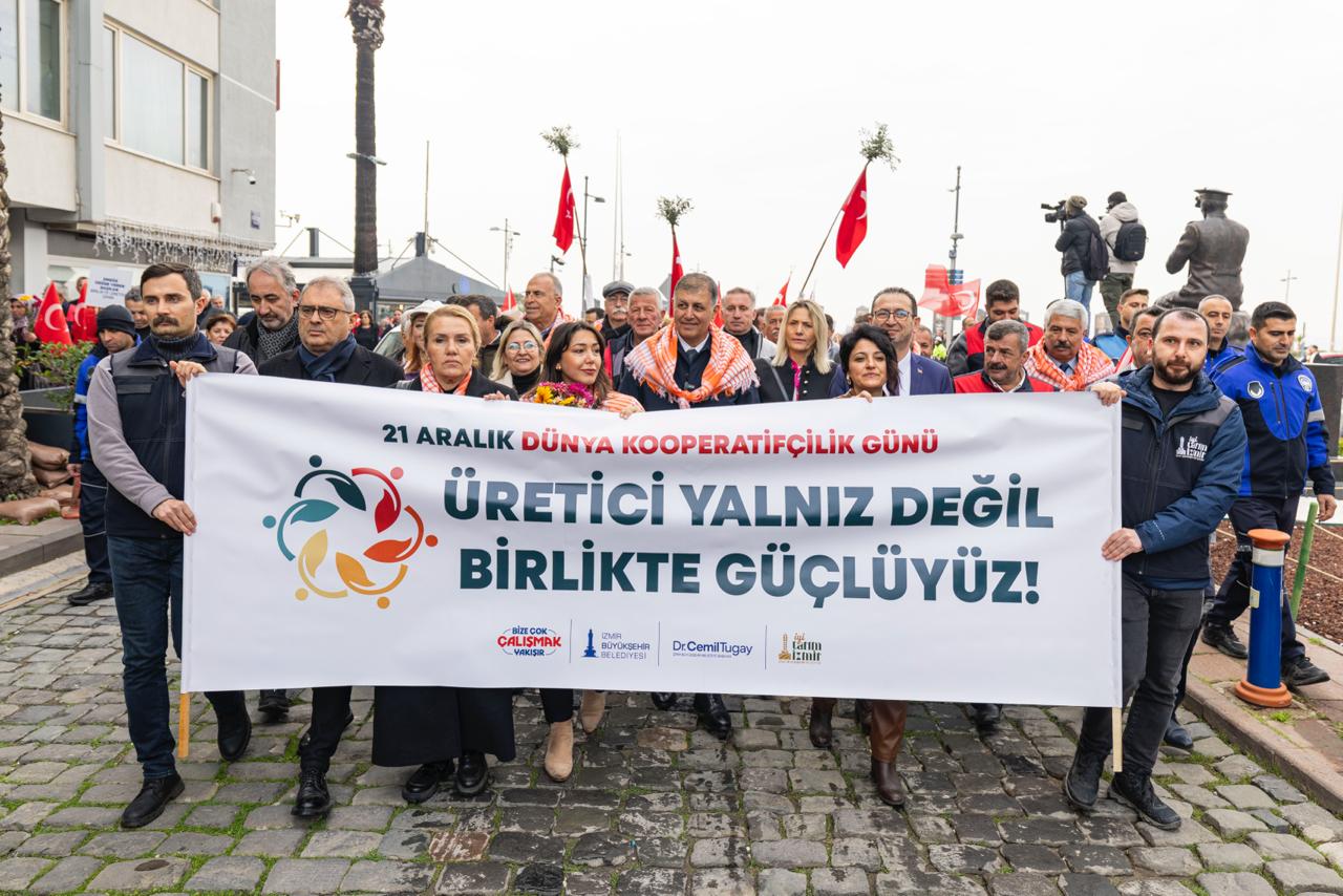 İzmir'de 21 Aralık Dünya Kooperatifçilik Günü etkinliklerle kutlandı