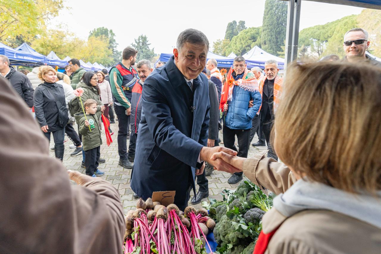 İzmir'de 21 Aralık Dünya Kooperatifçilik Günü etkinliklerle kutlandı