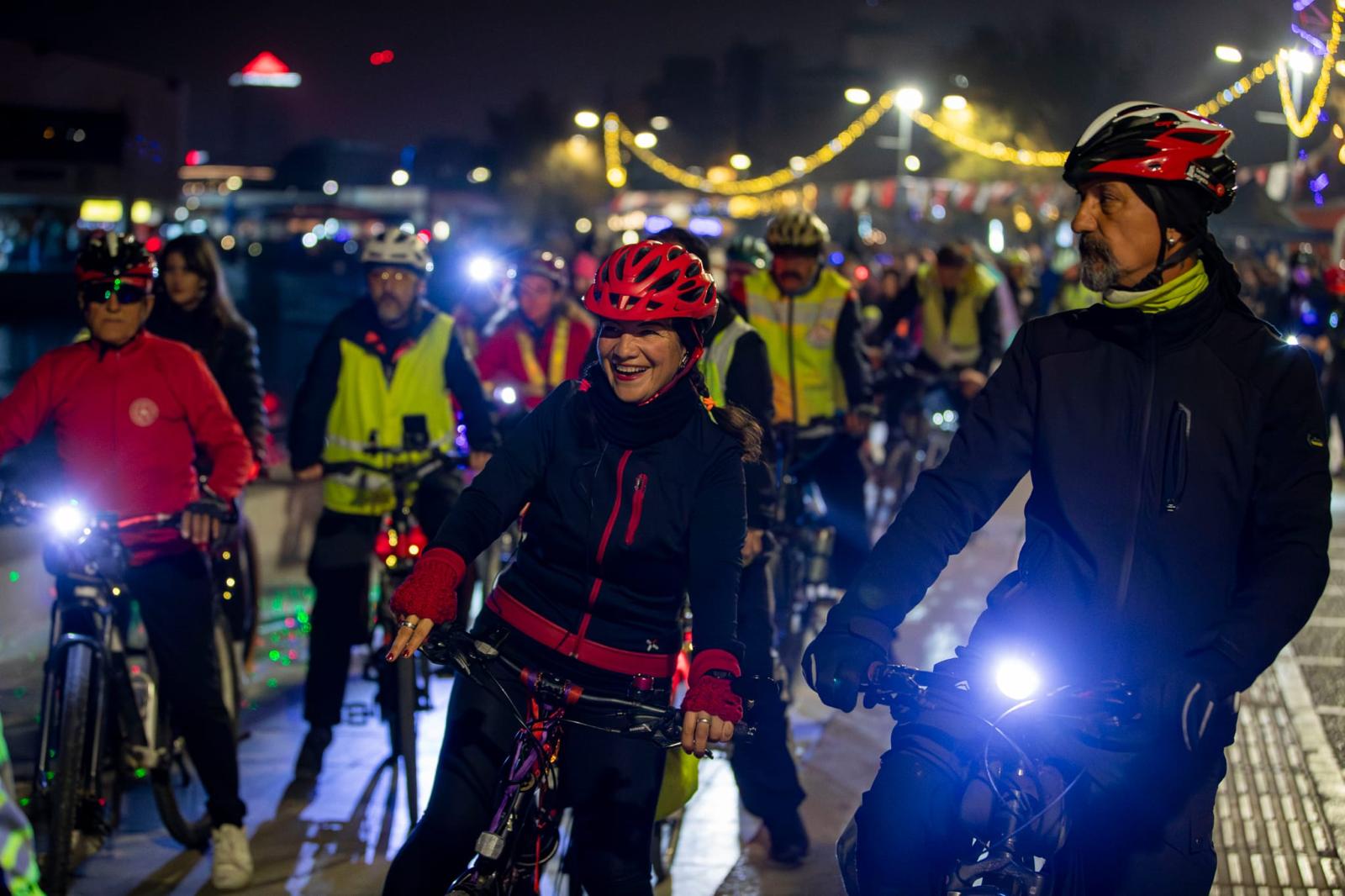 En uzun geceyi İzmirliler aydınlattı