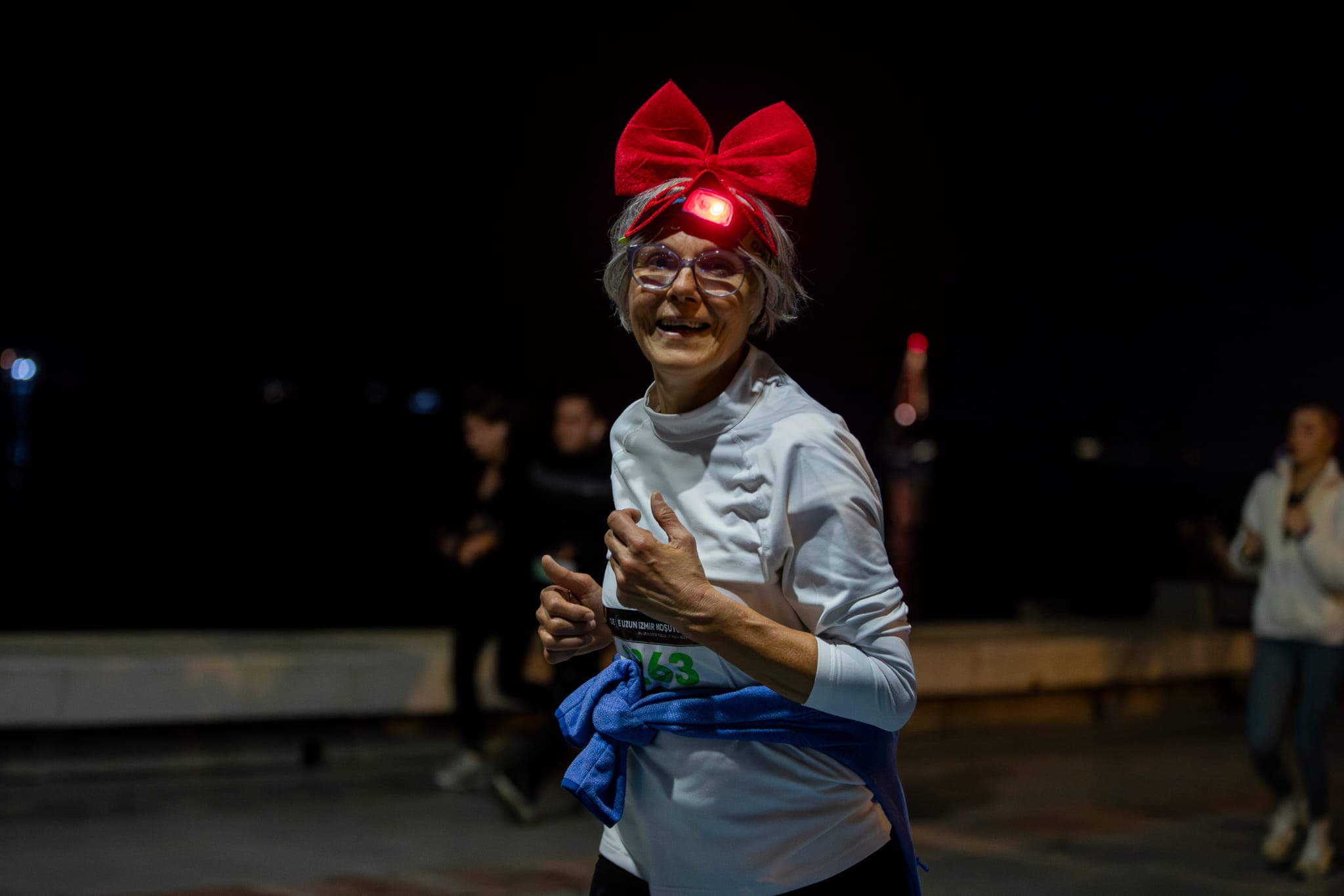 En uzun geceyi İzmirliler aydınlattı