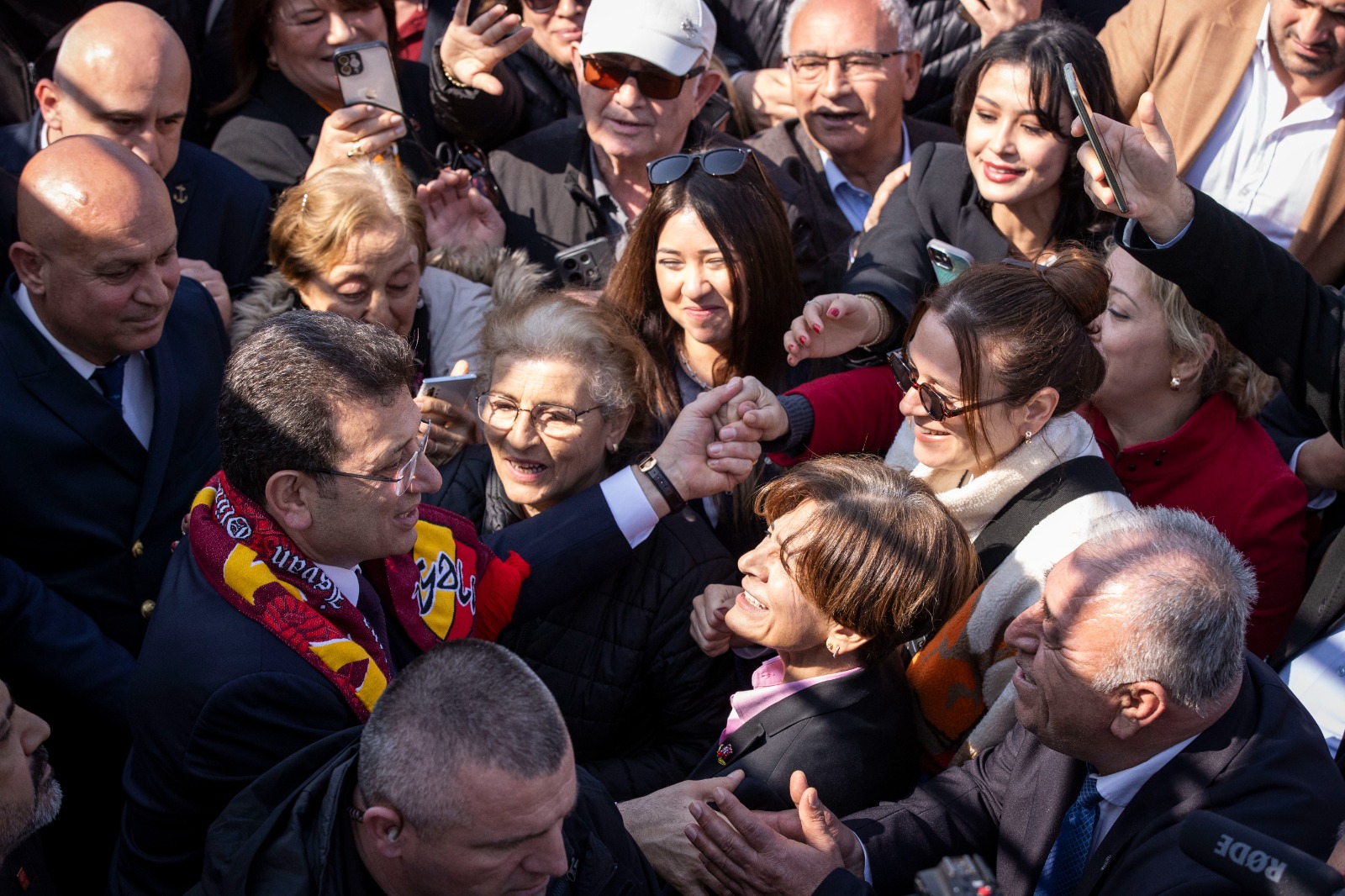 CHP'nin Cumhurbaşkanı aday adayı İmamoğlu İzmir'de