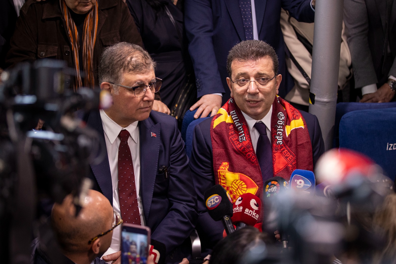 CHP'nin Cumhurbaşkanı aday adayı İmamoğlu İzmir'de