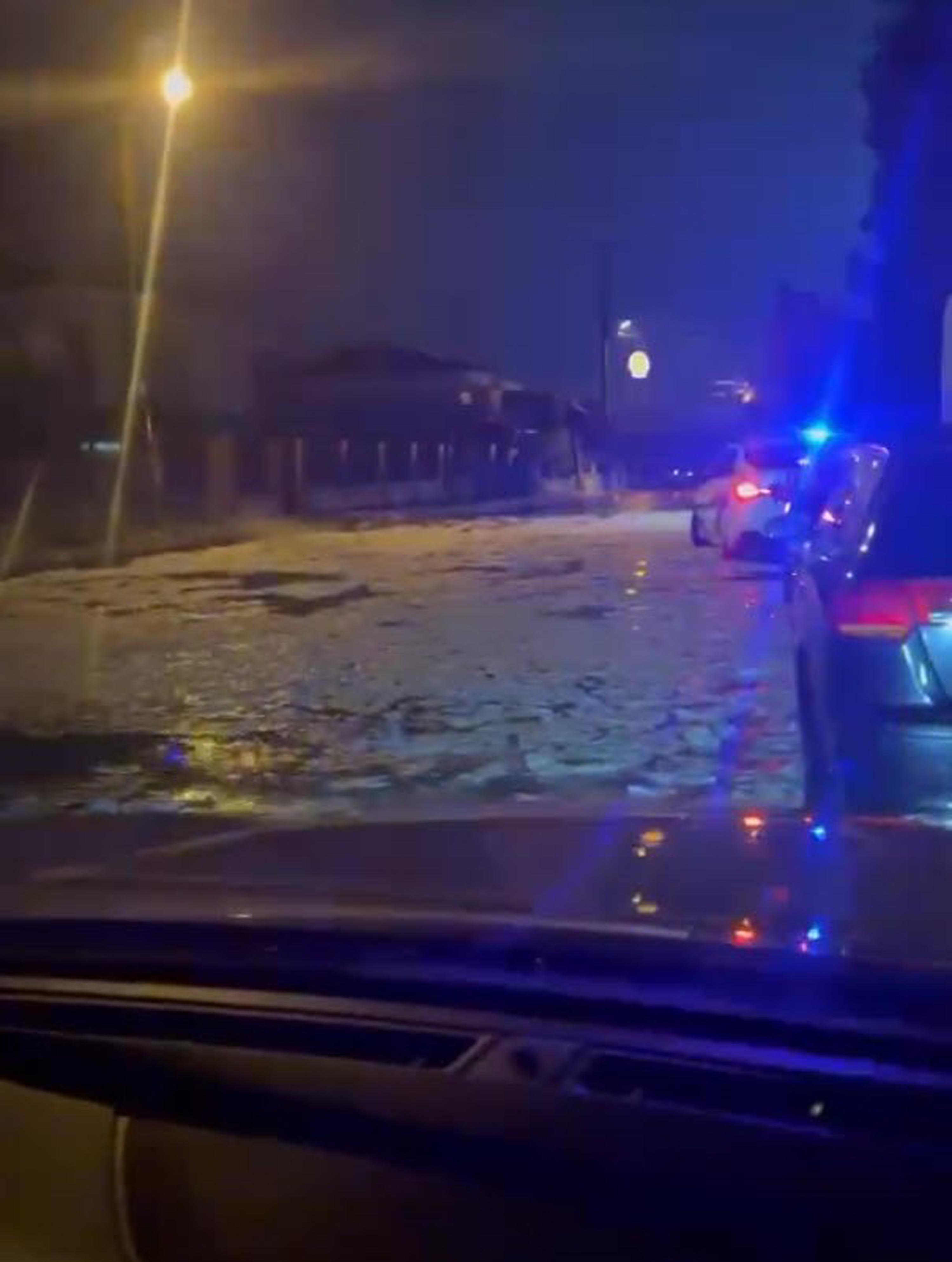 İzmir'de sağanak, dolu ve toz taşınımı