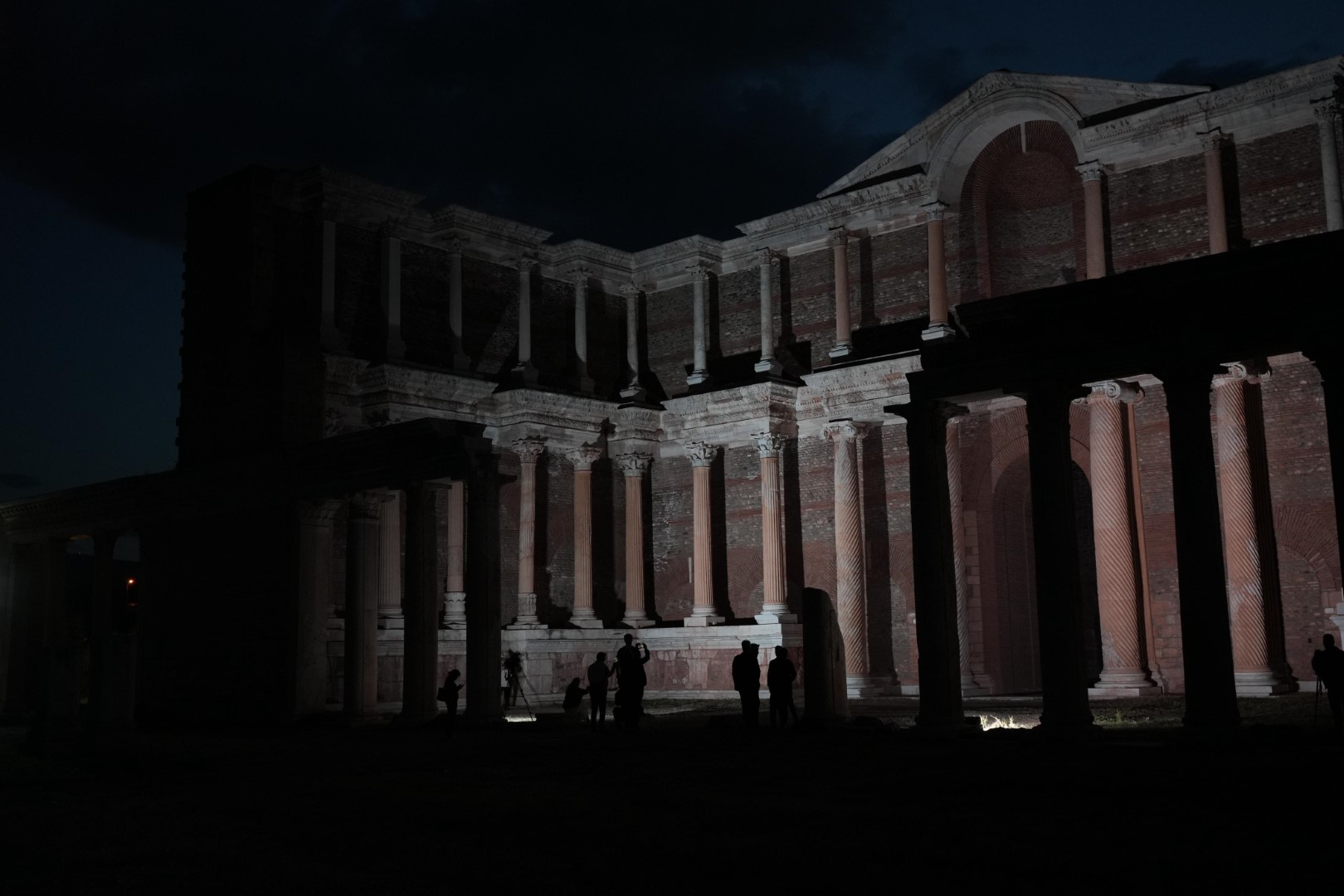 Sardes Antik Kenti'nde ilk kez gece müzeciliği deneyimi