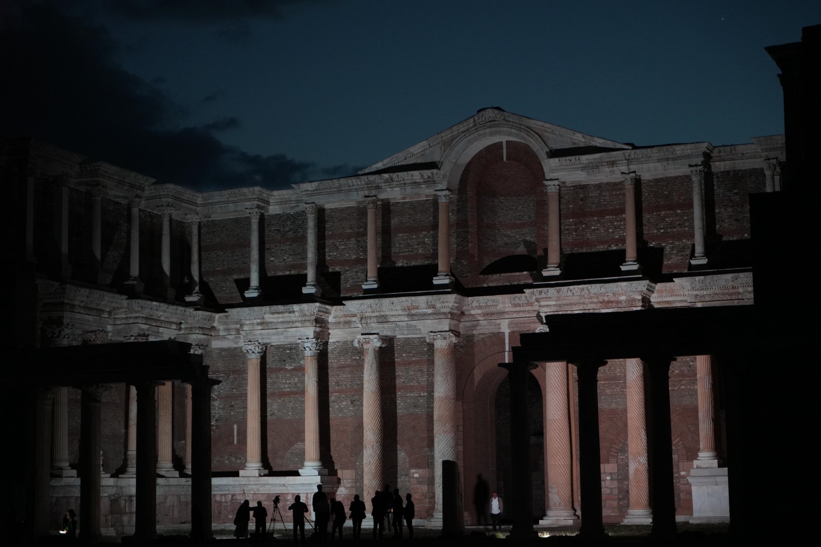 Sardes Antik Kenti'nde ilk kez gece müzeciliği deneyimi
