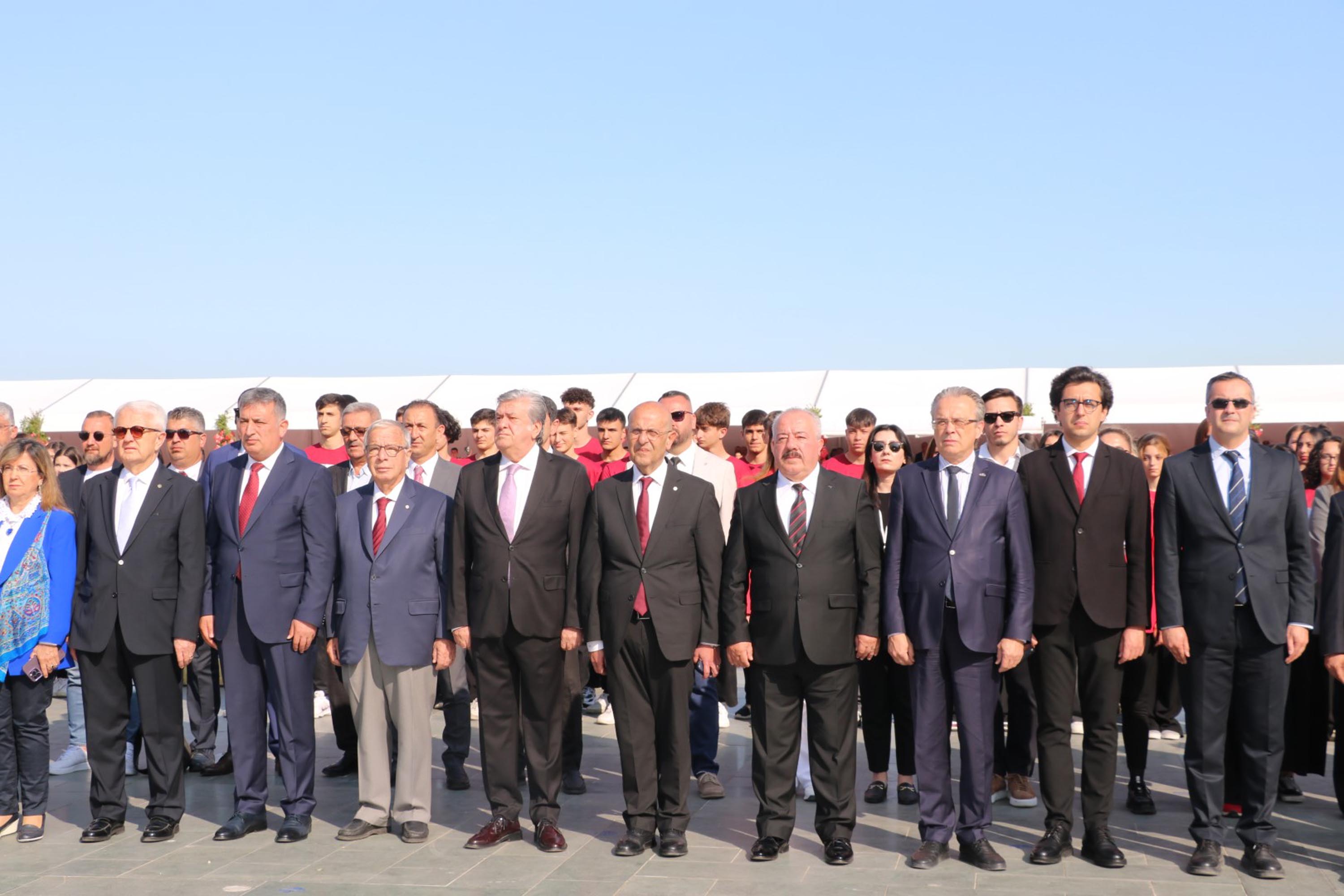 İzmir'de 19 Mayıs coşkuyla kutlandı