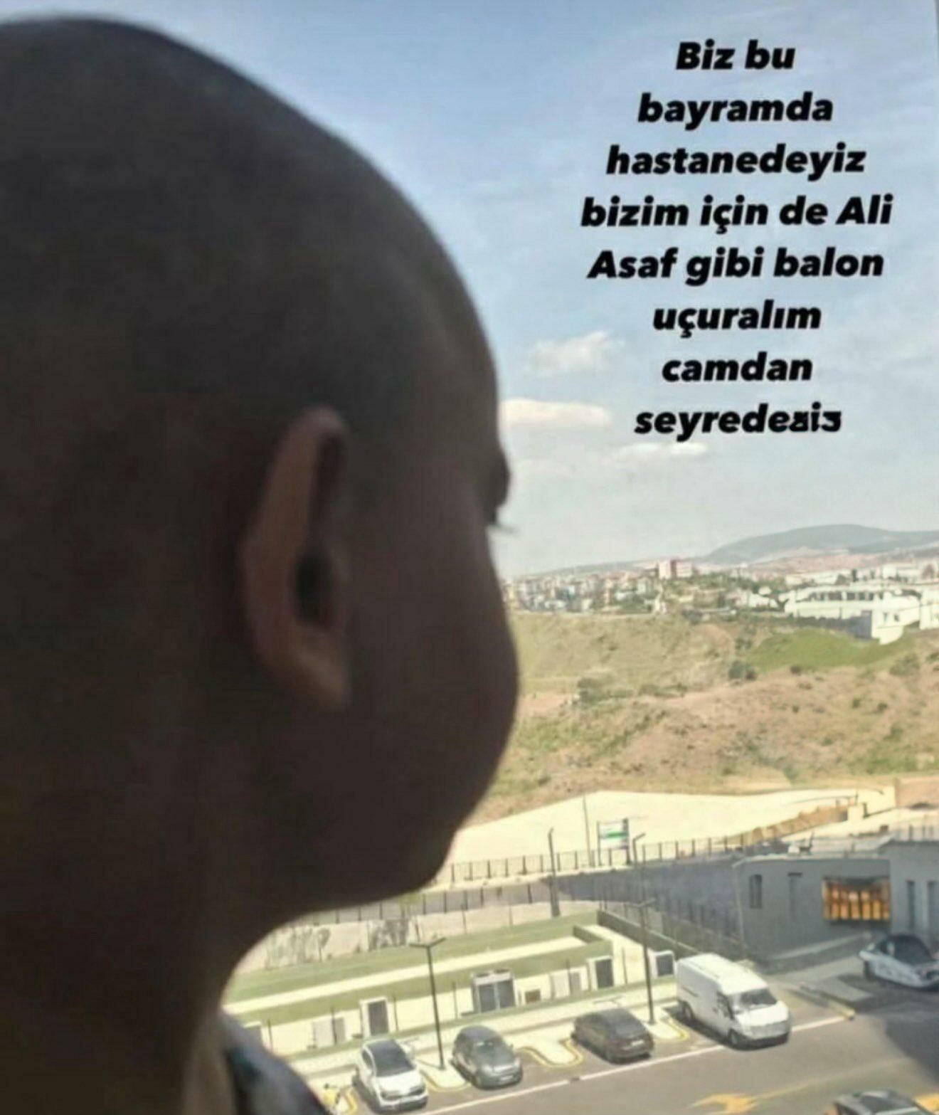 İzmir’de balonlar kanser tedavisi gören çocuklar için uçturuldu
