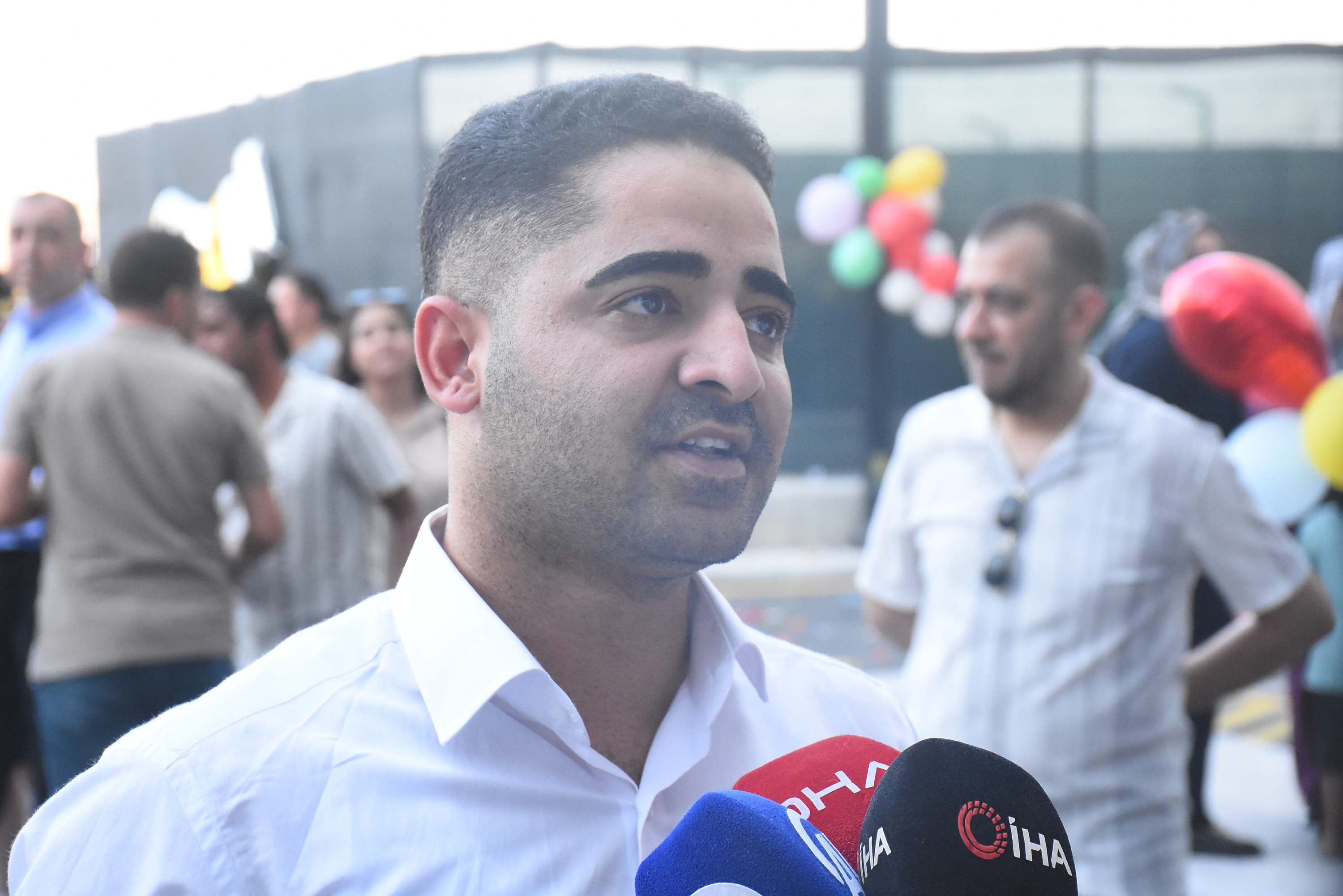İzmir’de balonlar kanser tedavisi gören çocuklar için uçturuldu