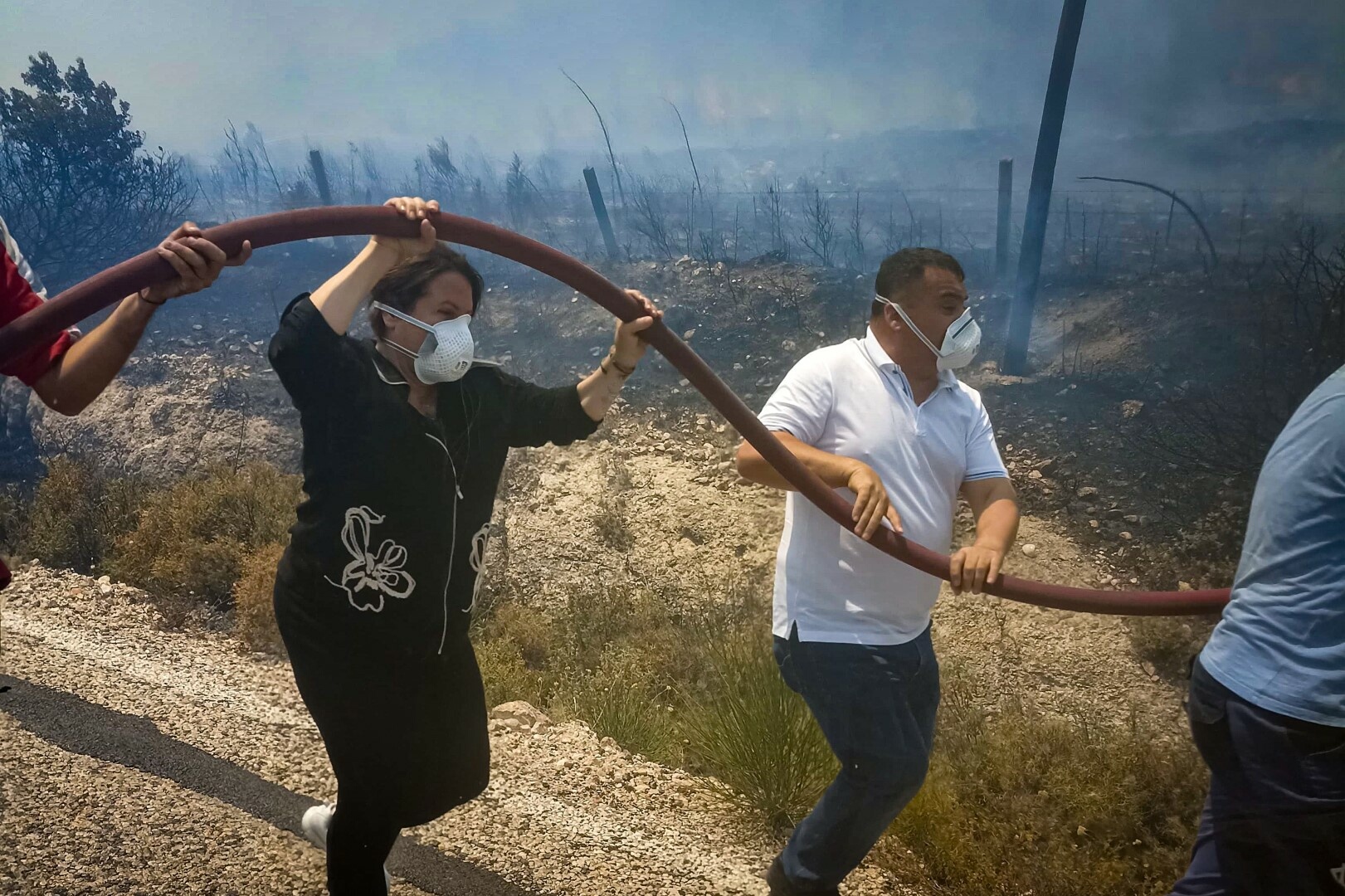 Karaburun'da orman yangını