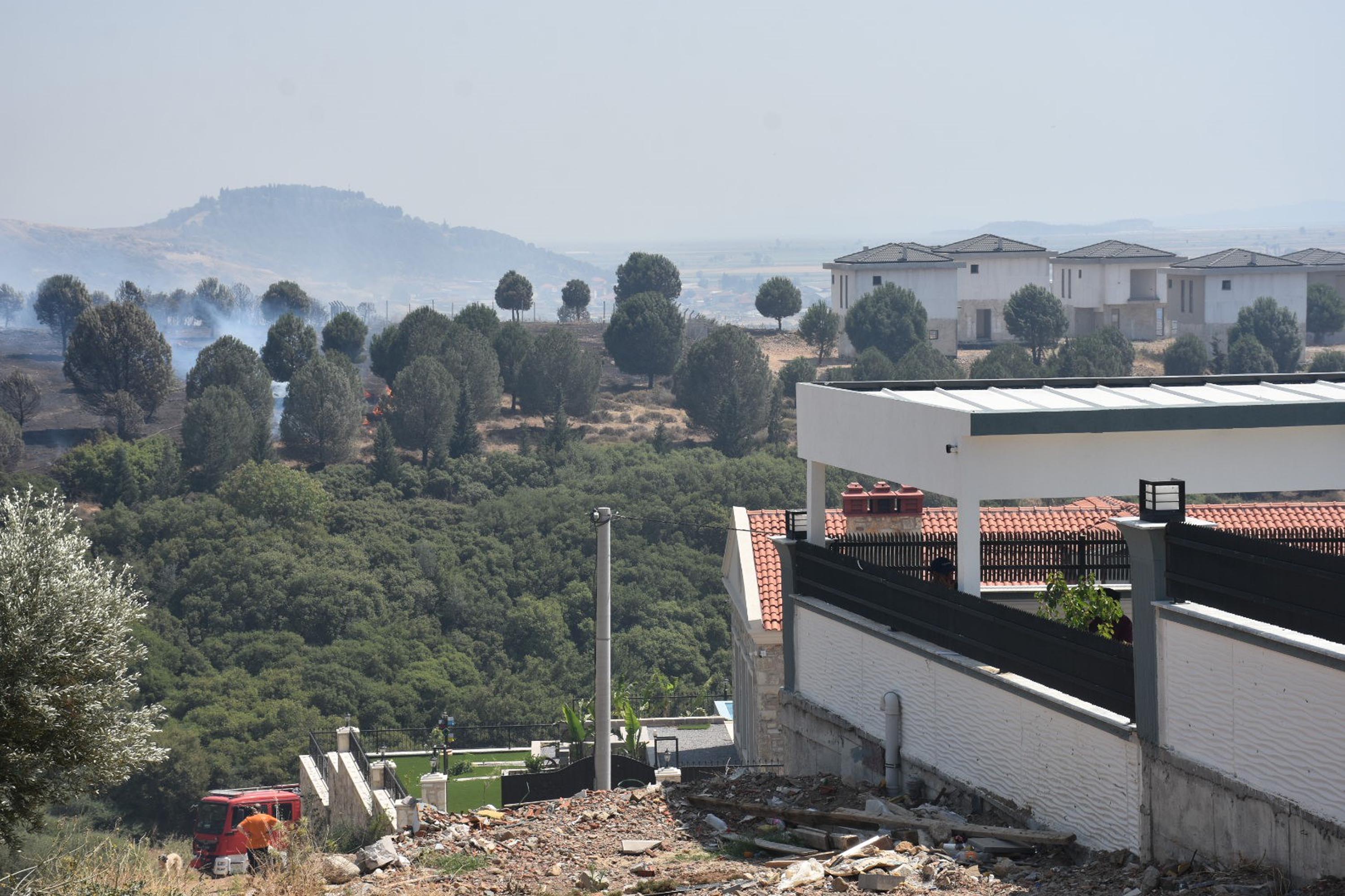 İzmir'de orman yangını