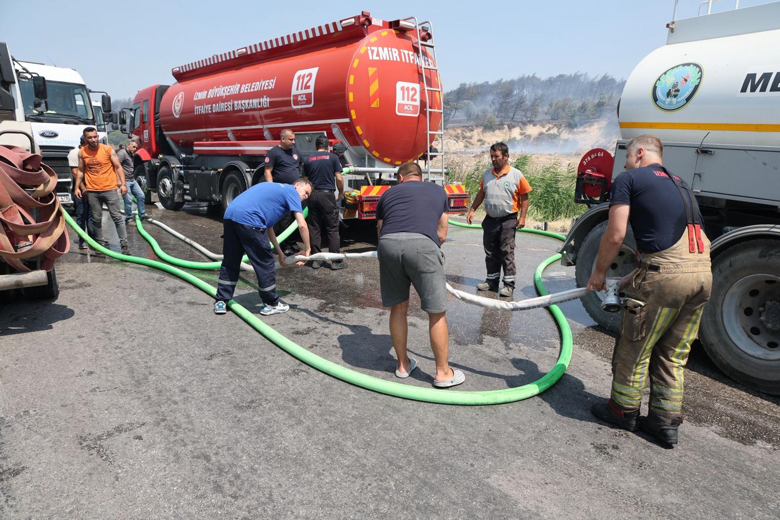 Foça'daki yangın bölgesinden yeni görüntüler!