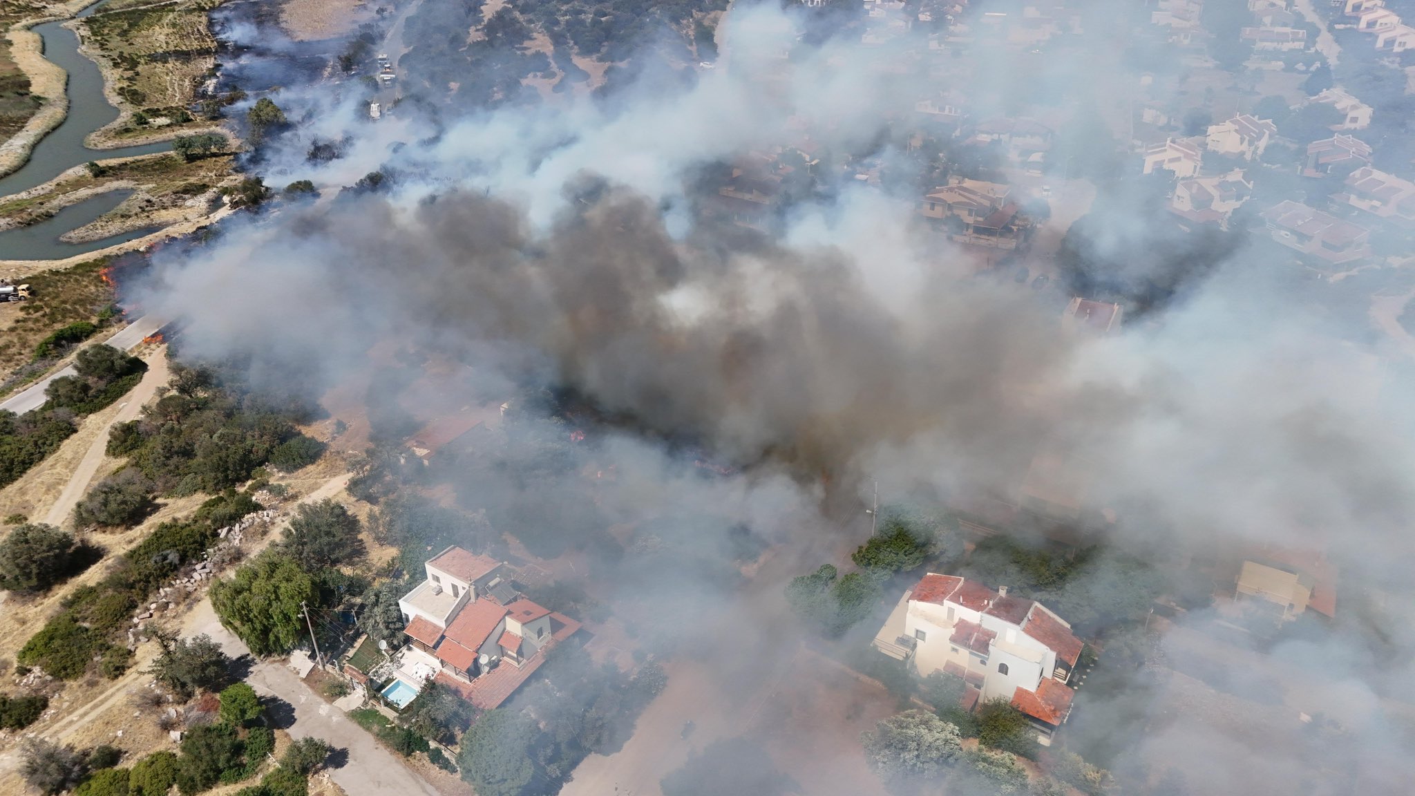 Çeşme'de orman yangını 