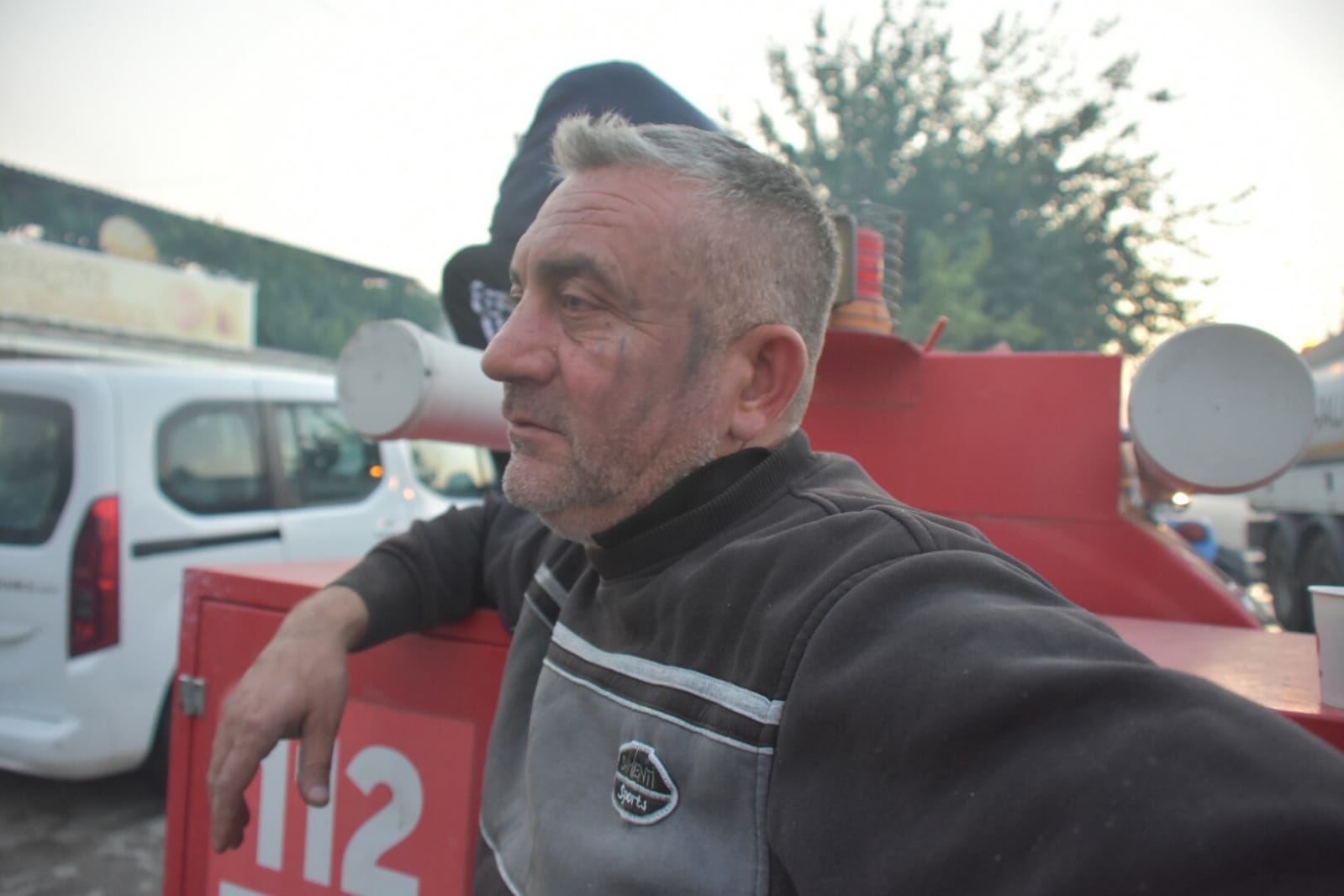 Buca'da başlayıp Gaziemir'e sıçrayan orman yangınından çarpıcı kareler
