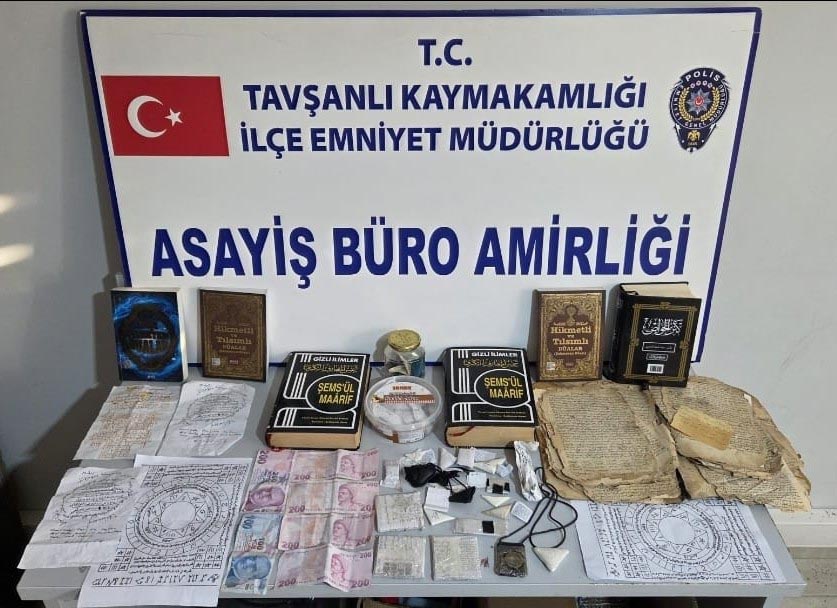 Kütahya’da üfürükçü operasyonu