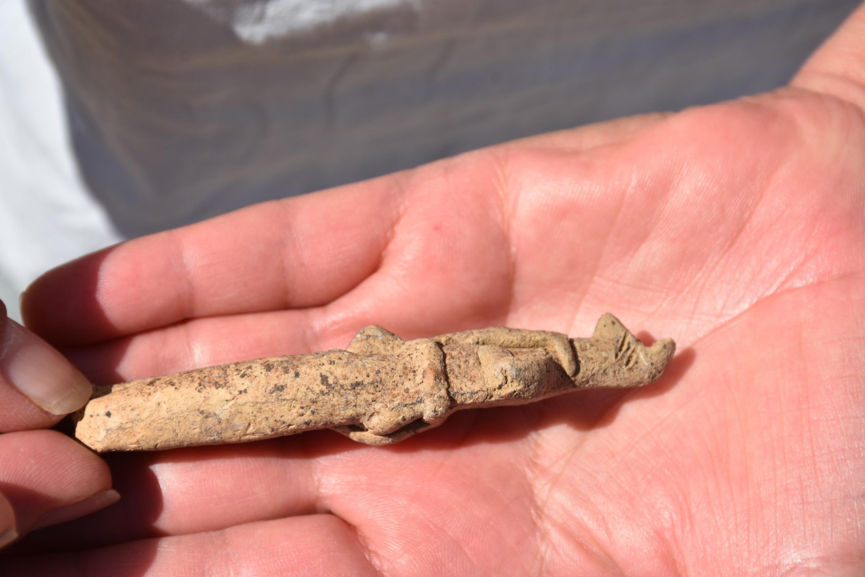 Ulucak Höyüğü'nde 8 bin yıllık Göbeklitepe üslubunda heykelci