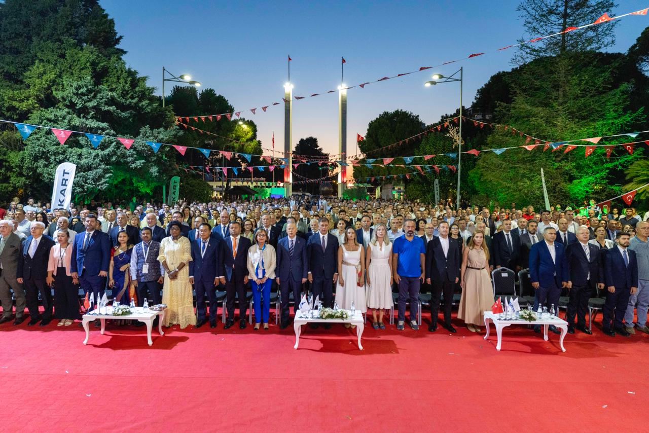 94. İEF muhteşem kortejle başladı 