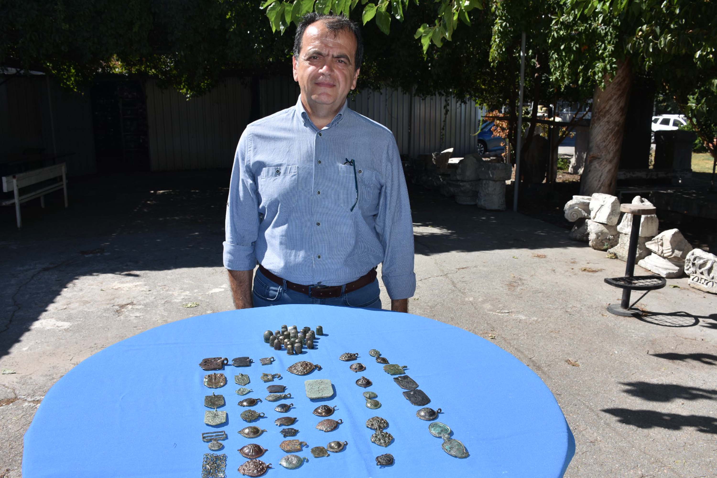 Smyrna Antik Kenti'nde İzmir'in tekstil kenti olduğunu gösteren objeler bulundu