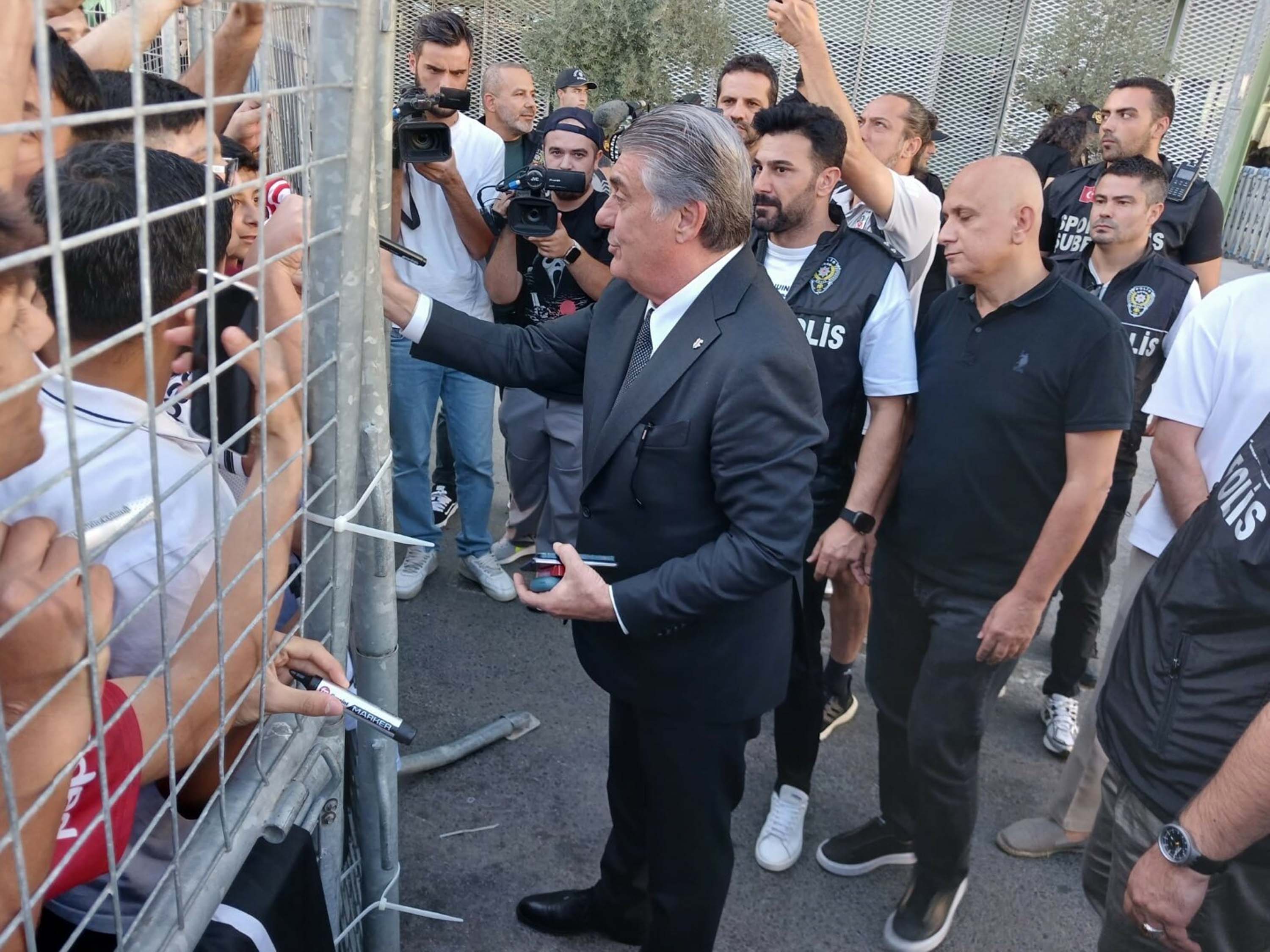 Beşiktaş, İzmir'e geldi