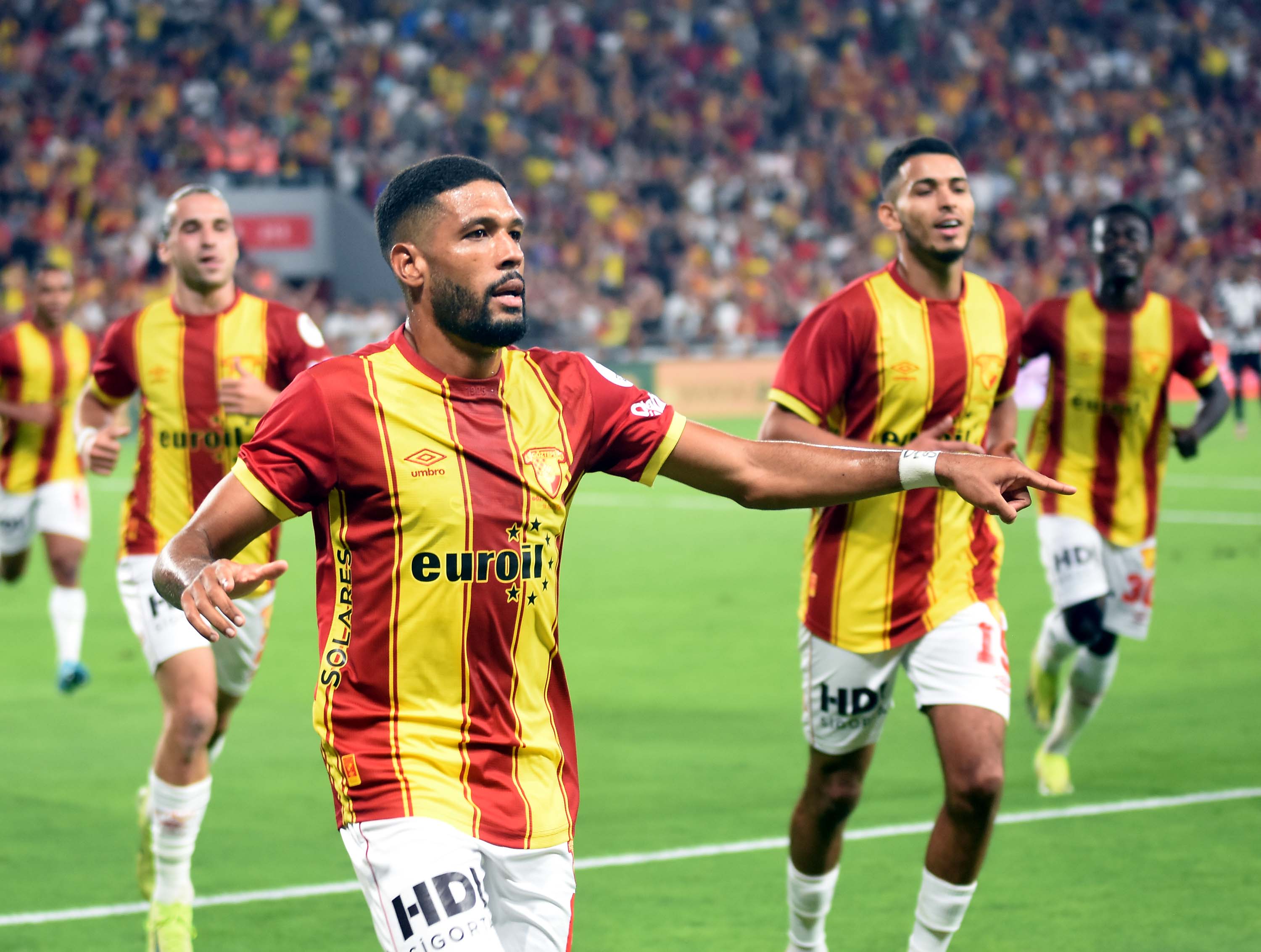 Göztepe-Beşiktaş maçınan özel kareler...