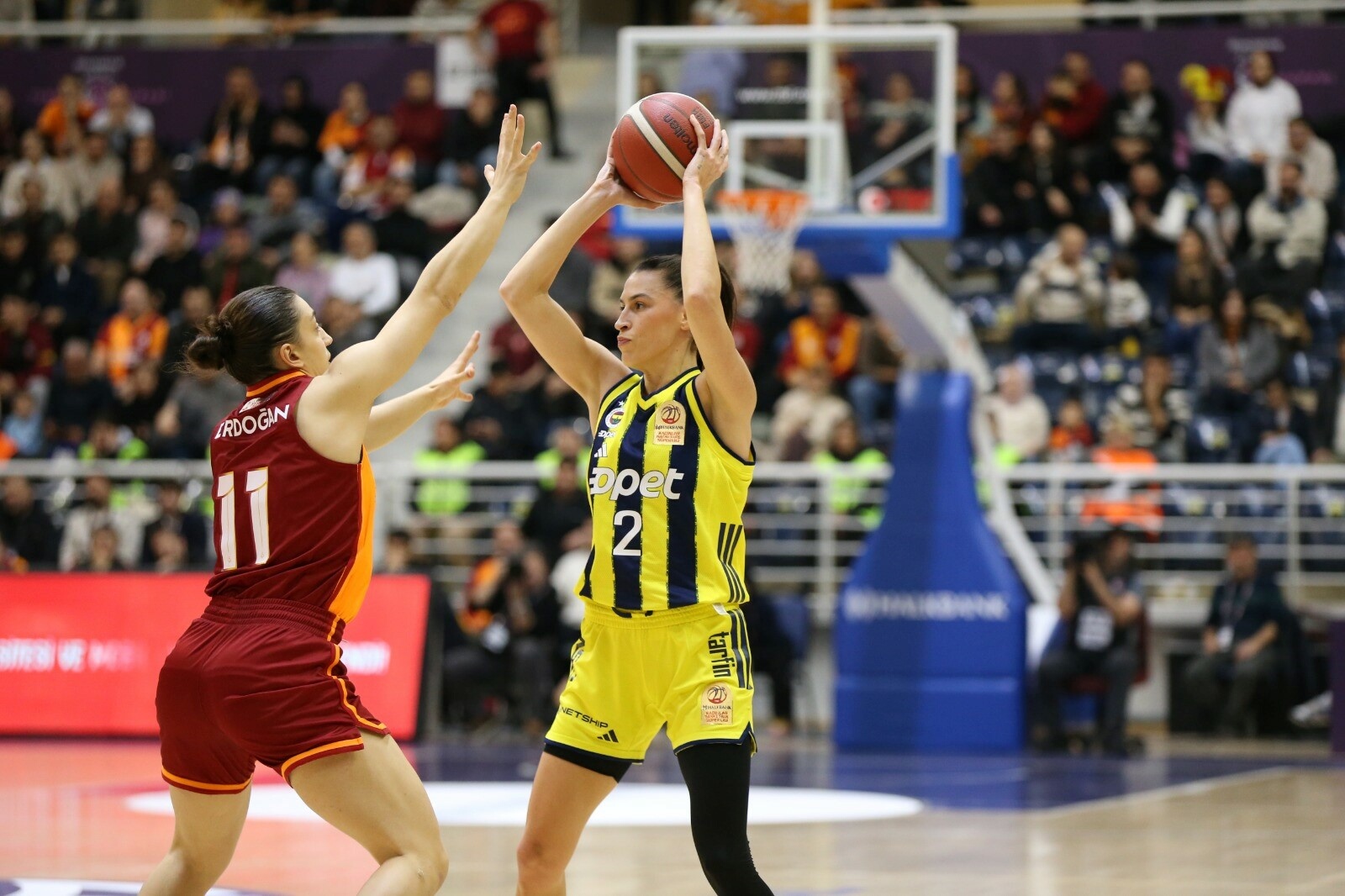 Fenerbahçe’de 15’inci kupa coşkusu